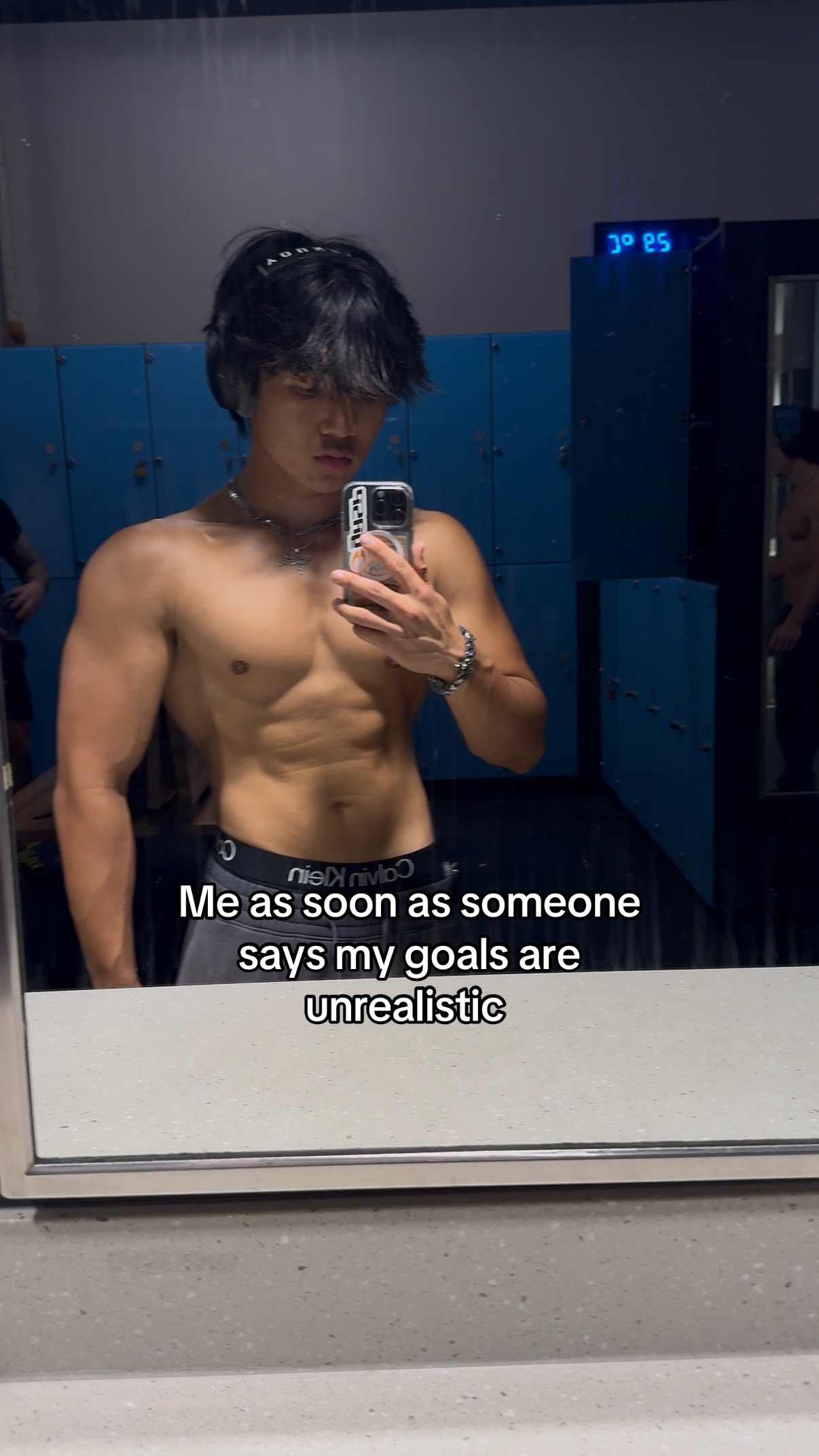 @xzovert