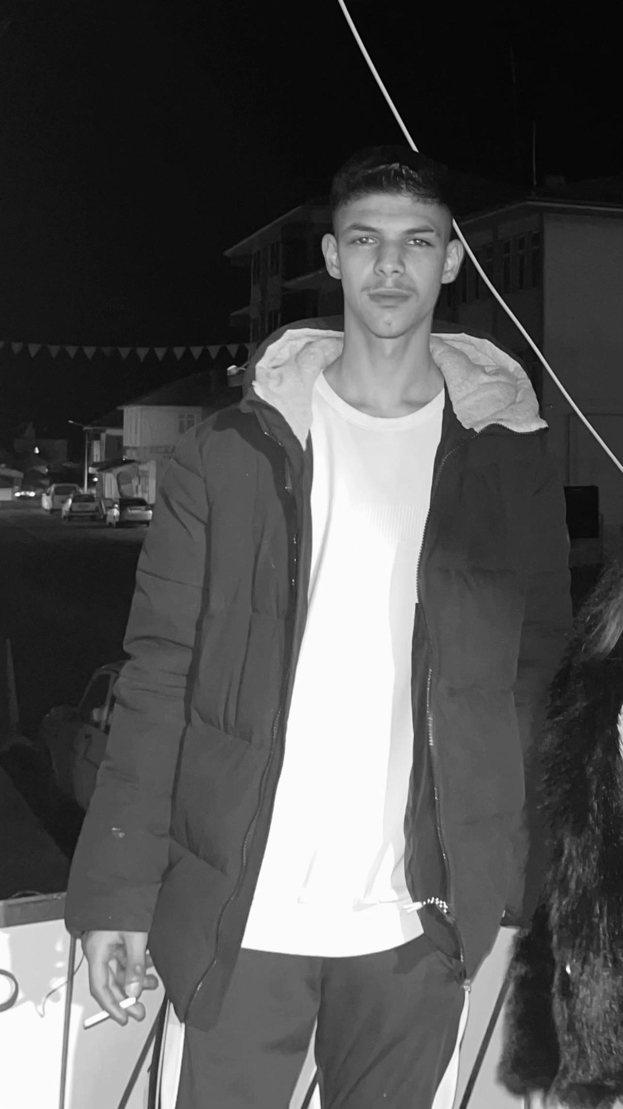 @𝓐𝓵𝓲 𝓡ı𝔃𝓪 𝓚𝓮𝓵𝓮𝓼̧ ރ