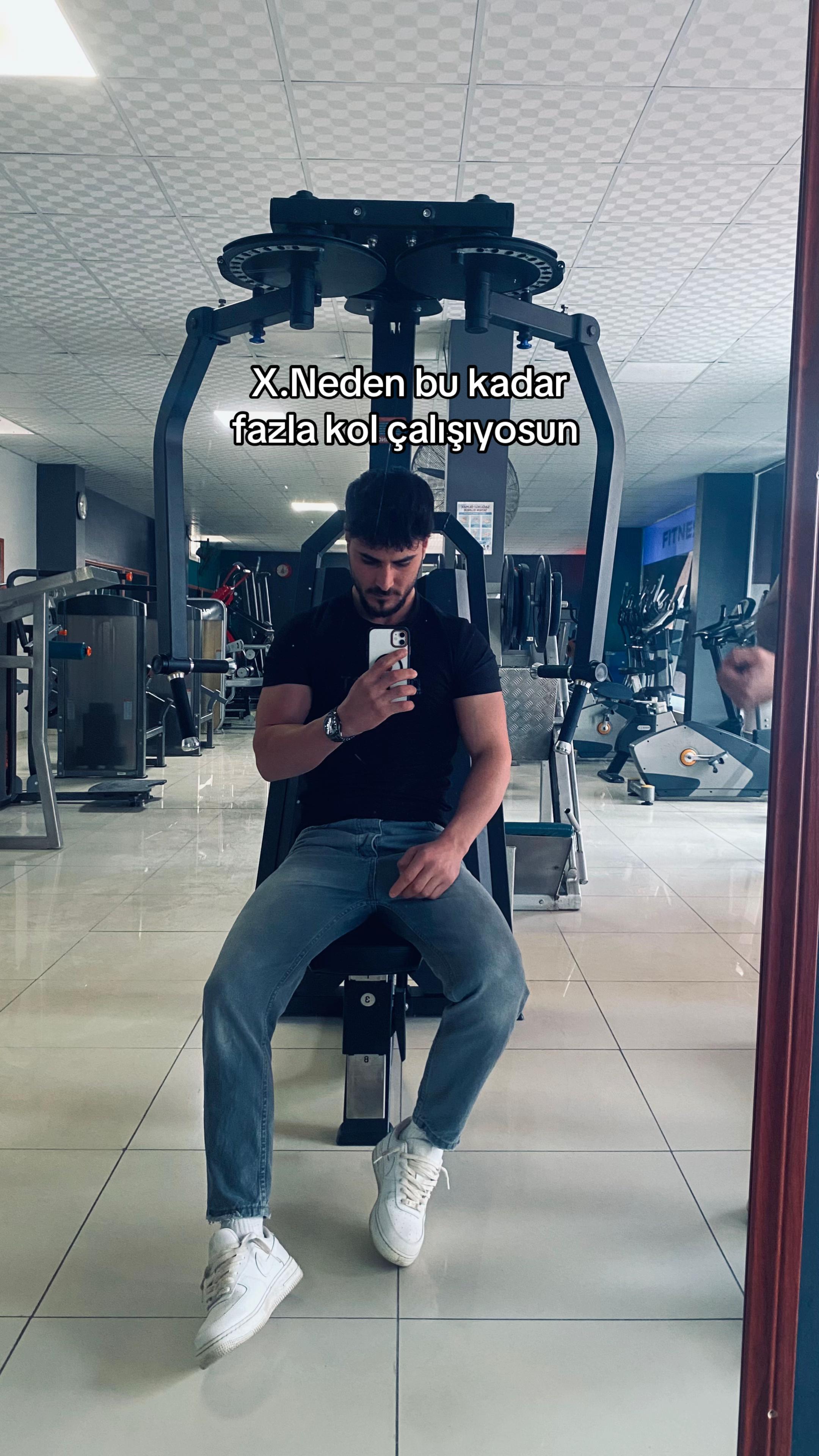 @𝐄𝐒𝐌𝐄𝐑