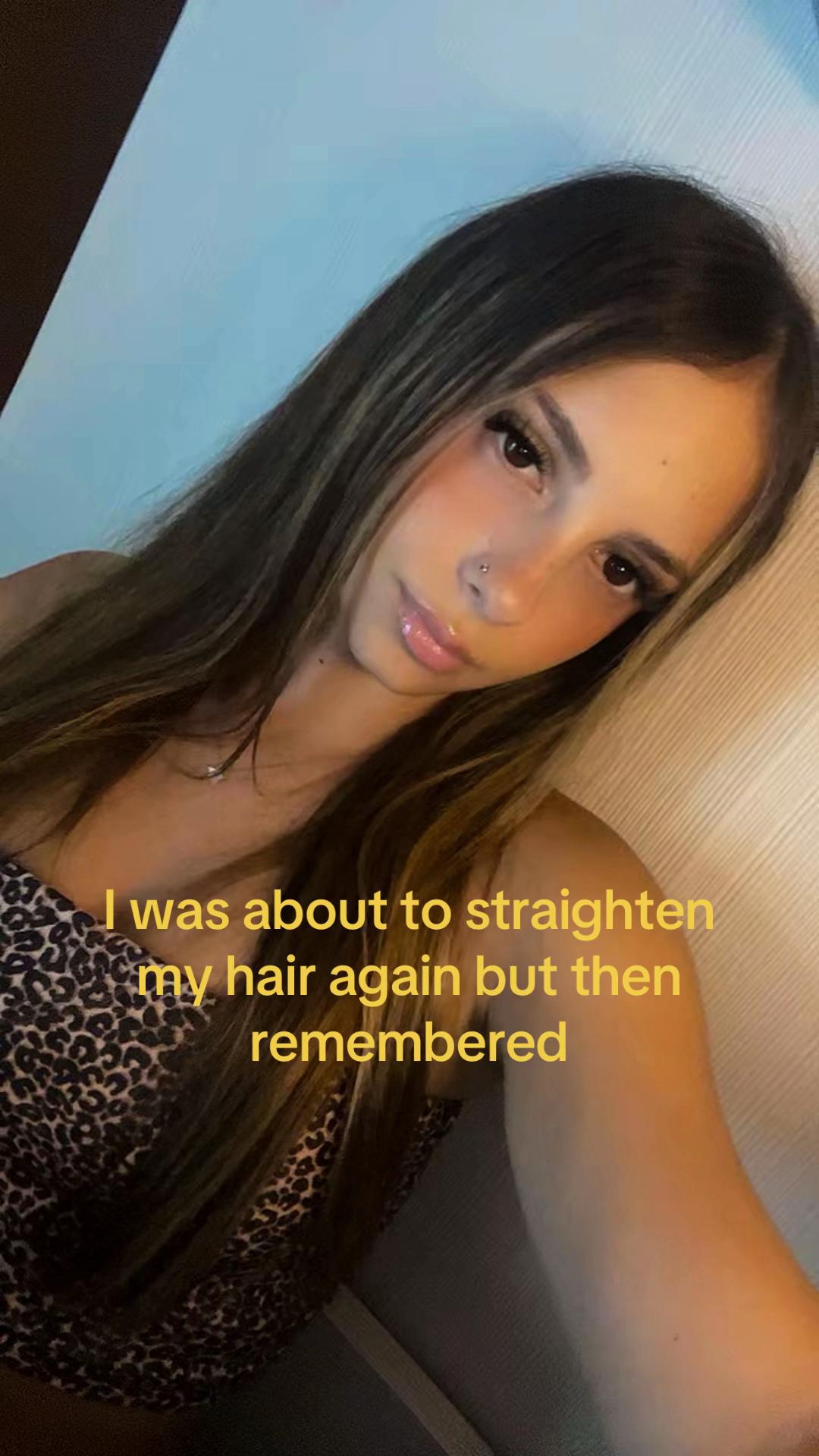 @𝒮