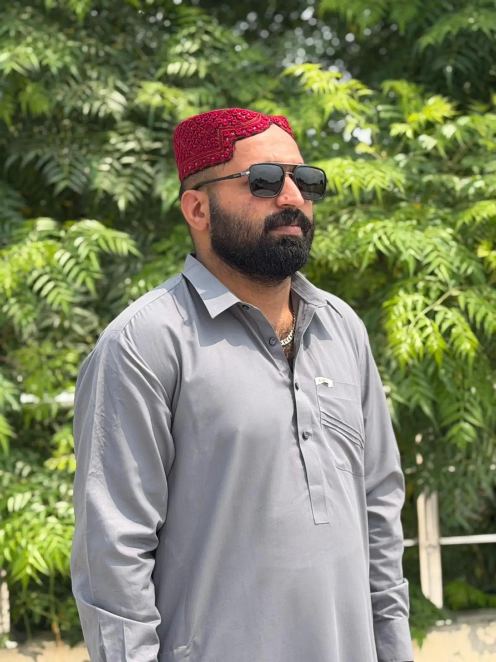 @Ahmar Manj