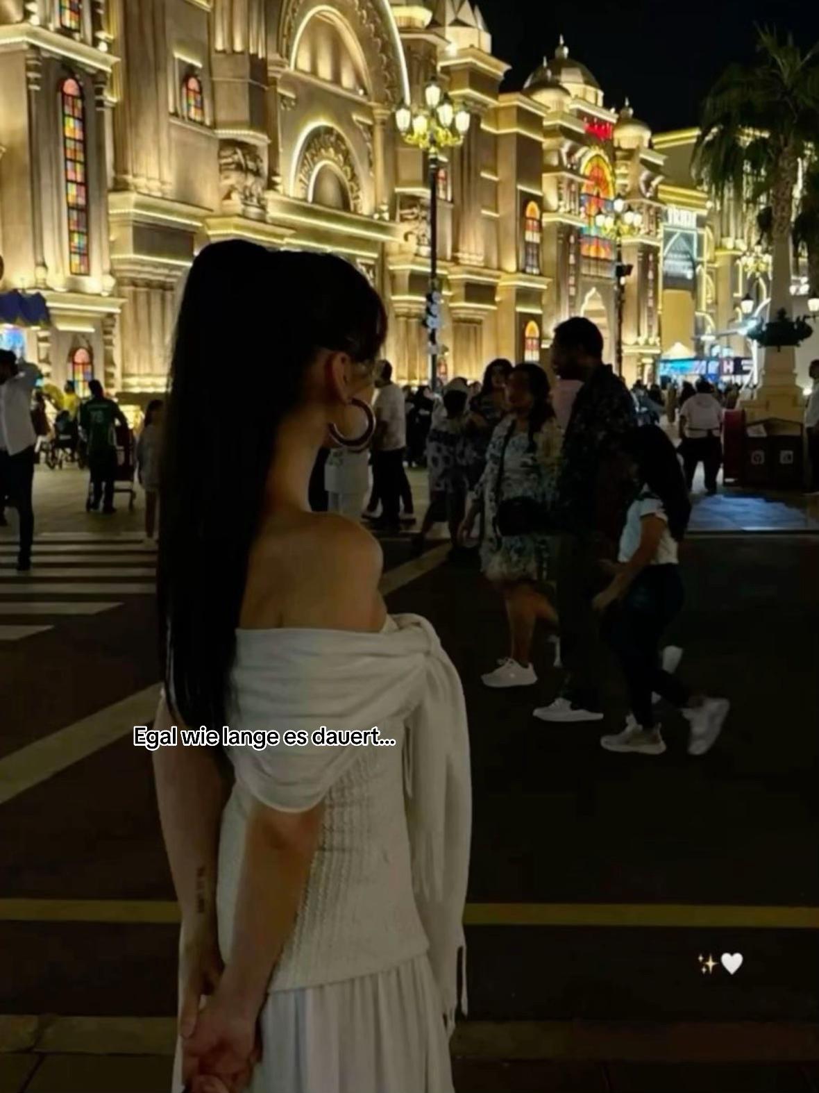 @𝘓𝘦𝘺𝘭𝘢 ྀི(𝘧𝘢𝘯𝘱𝘢𝘨𝘦)