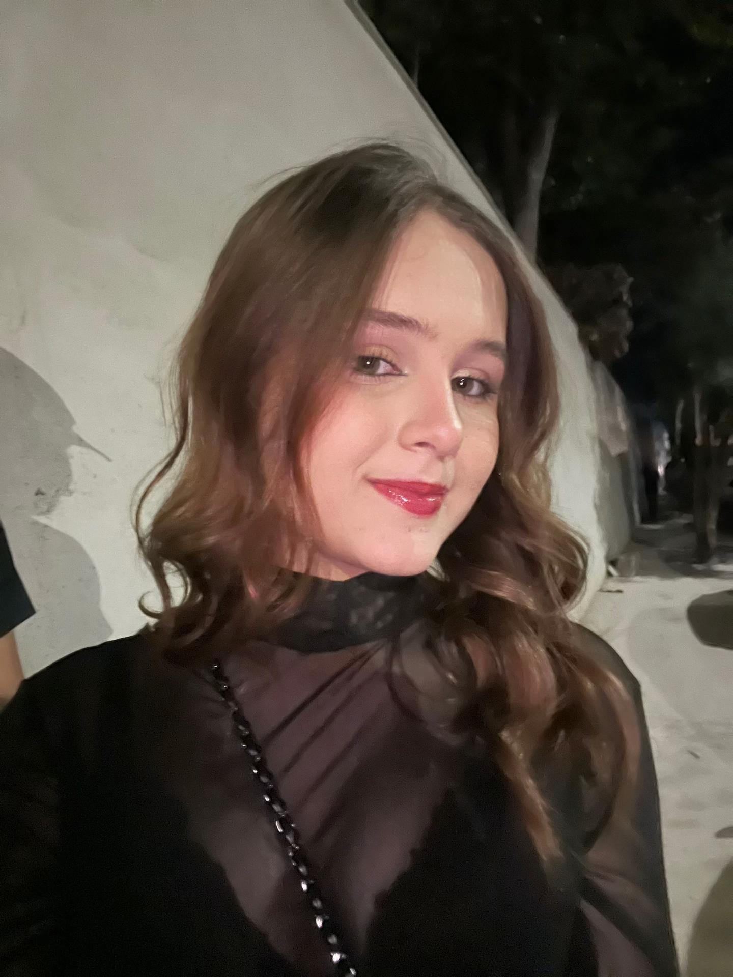 @laura