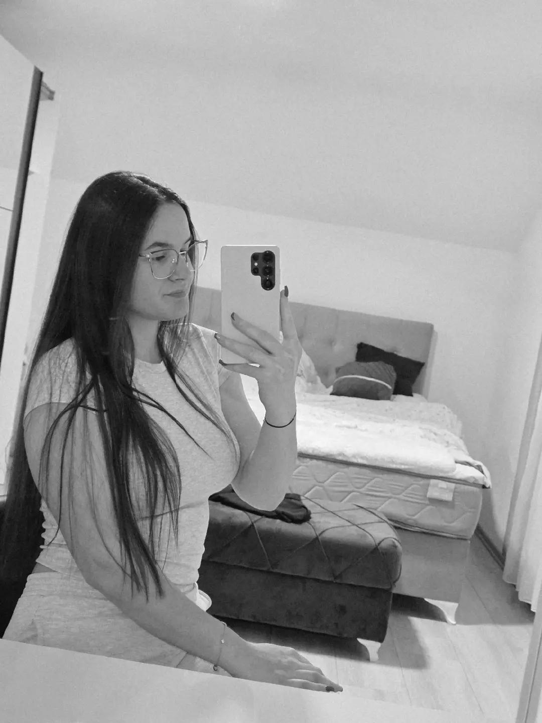 @Emina Kahriman