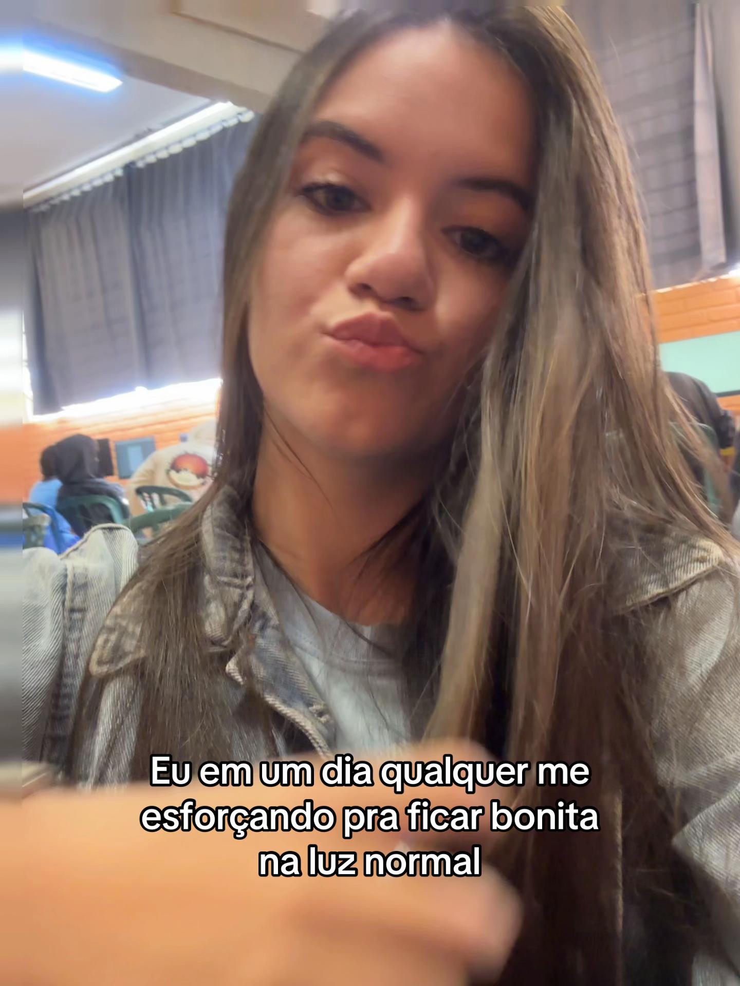 @Bella👻