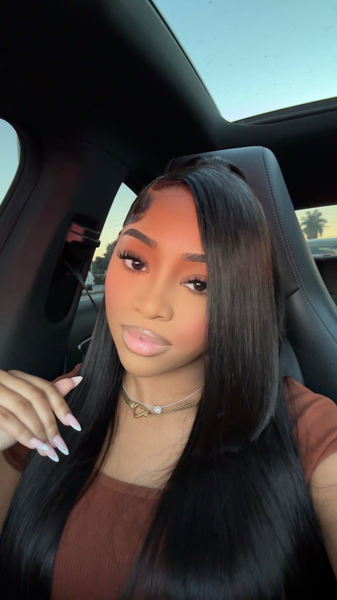 @YOLA B ᥫ᭡.