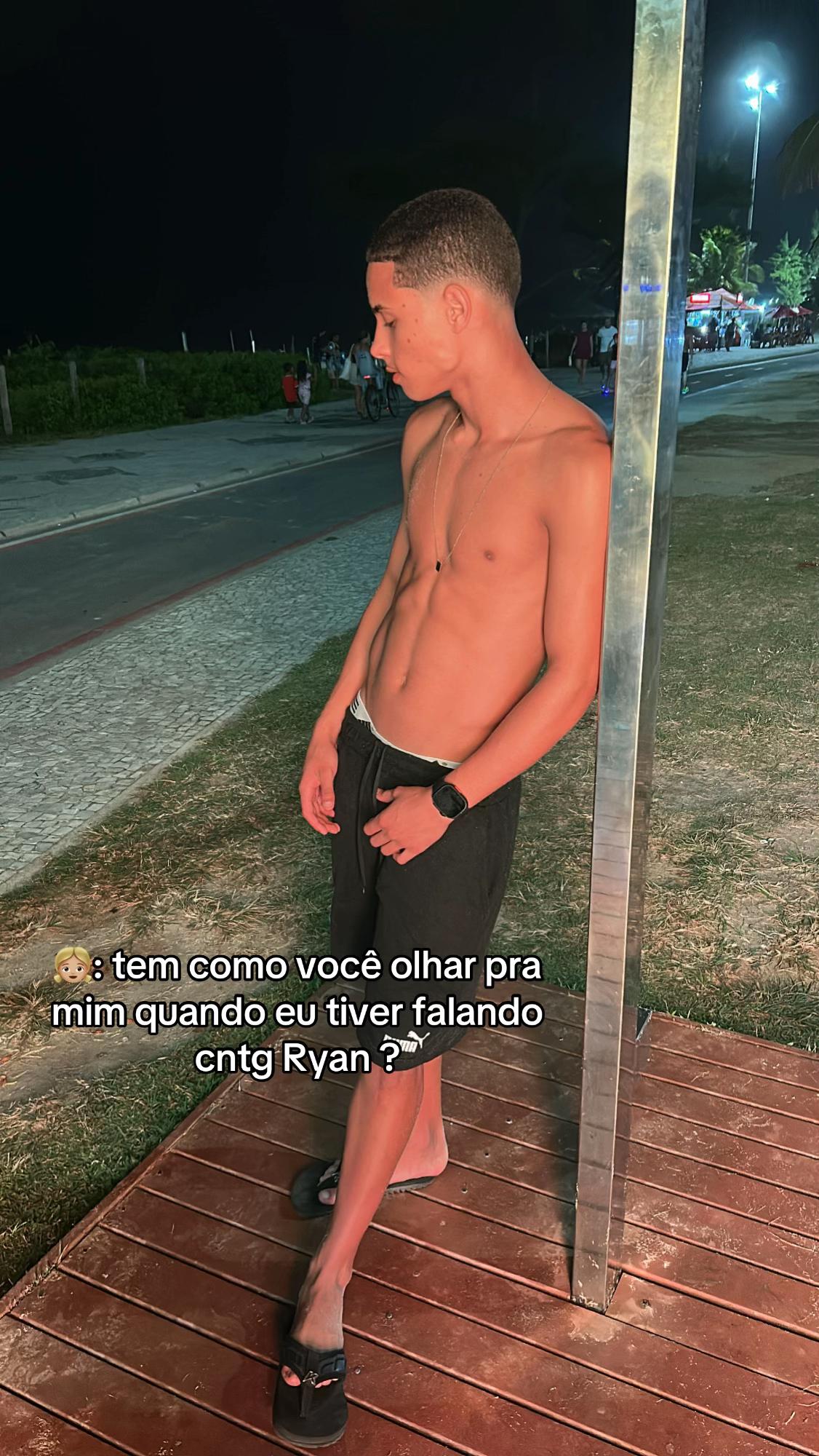 @Érre