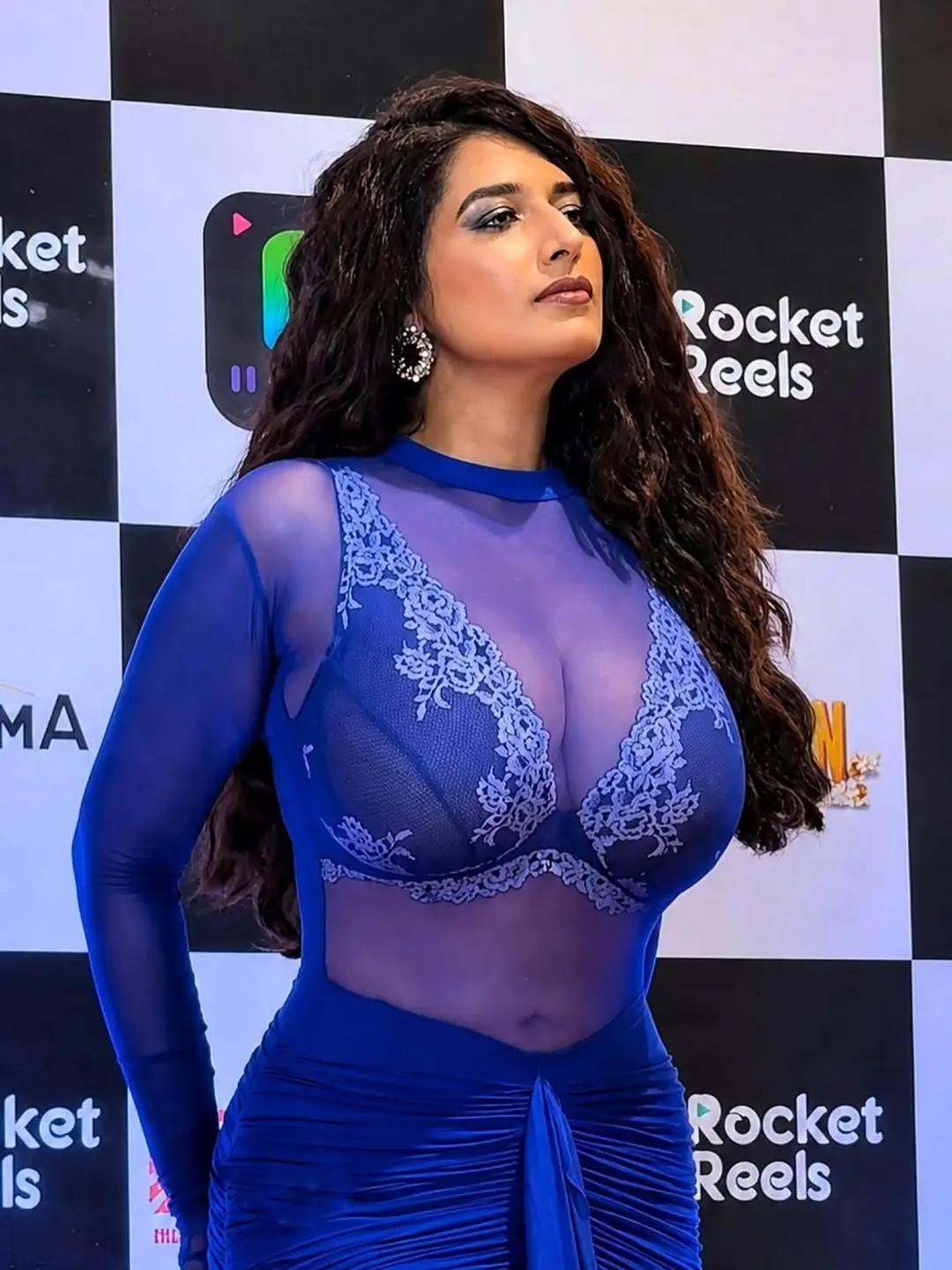 @Divas