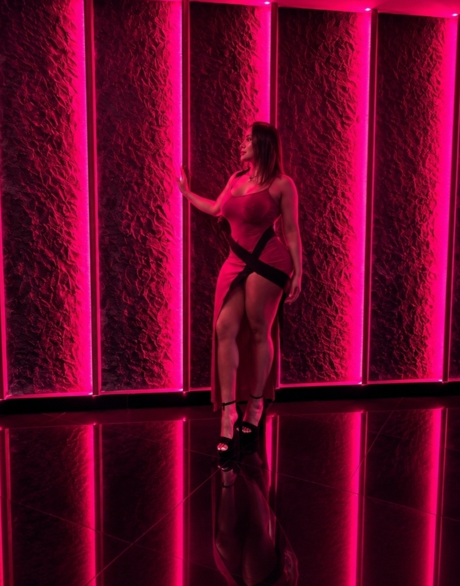@ysselavasquezbust