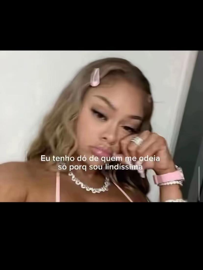 @livyasantos___