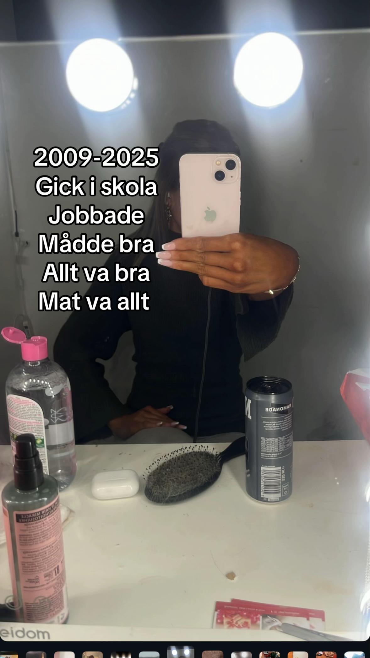 @Blond