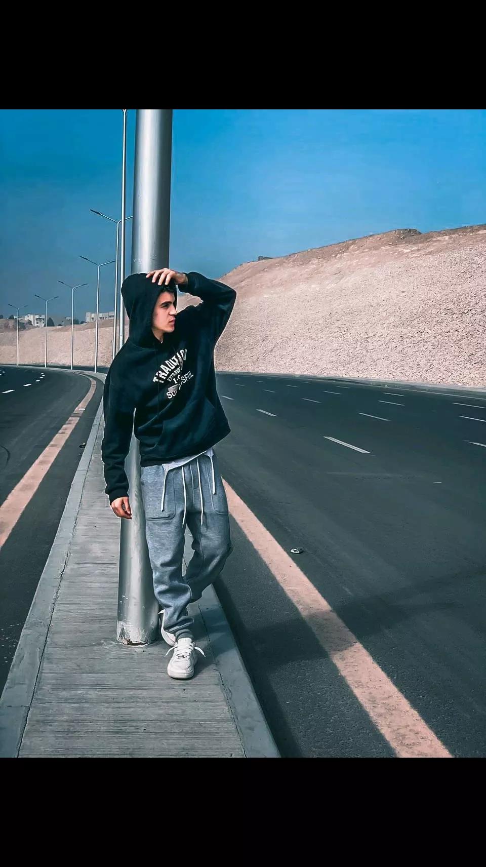 @Nagy Hany395