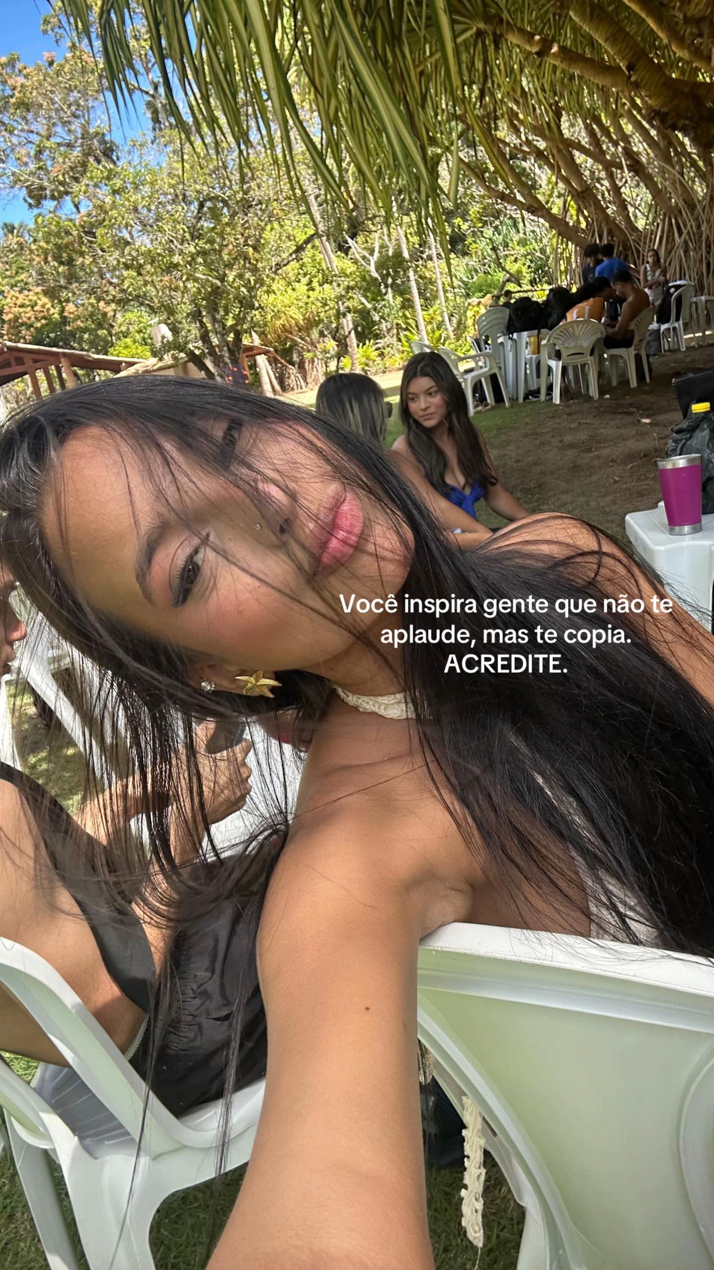 @dudassantos__