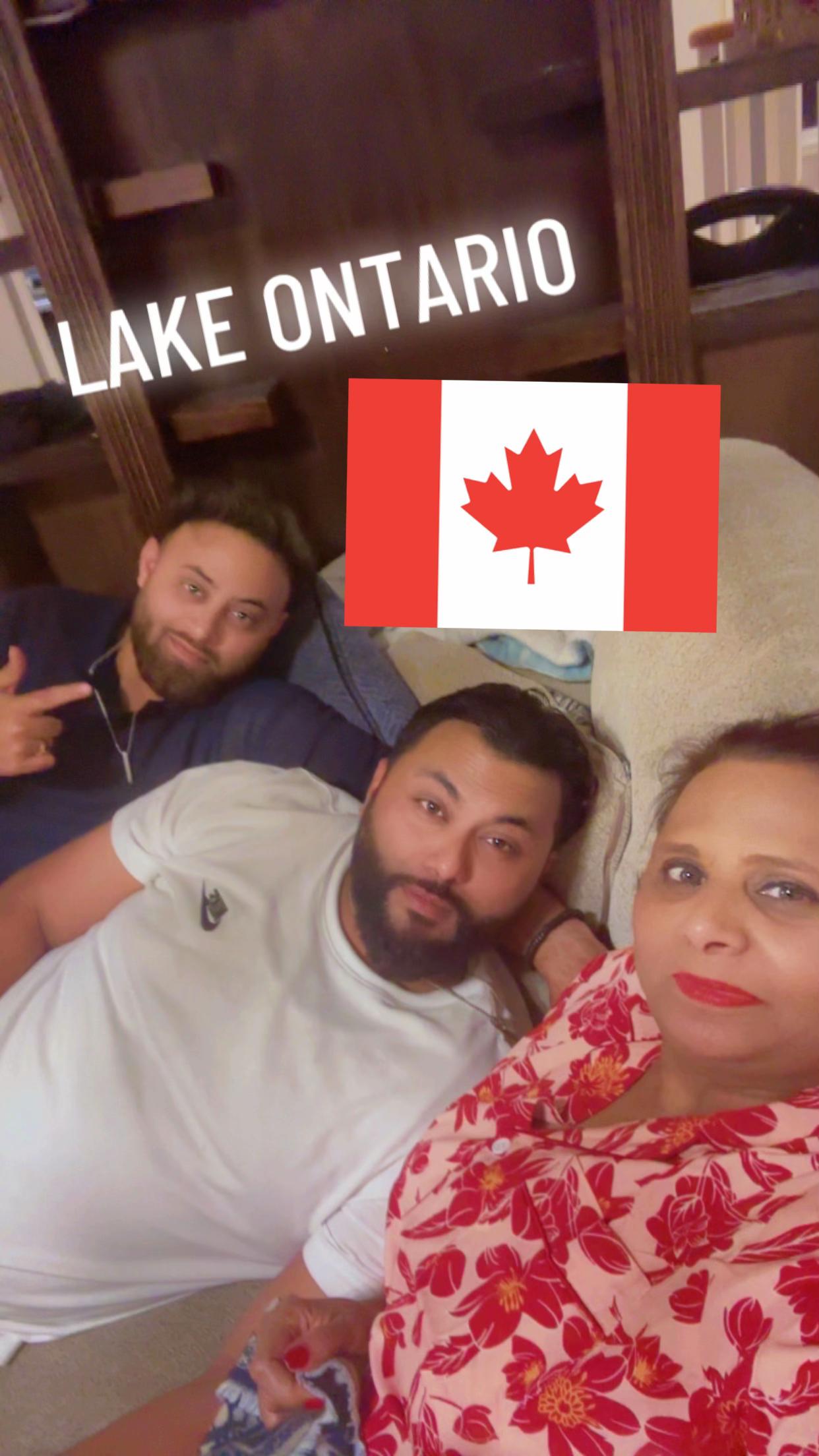 @Vickijustin🇨🇦
