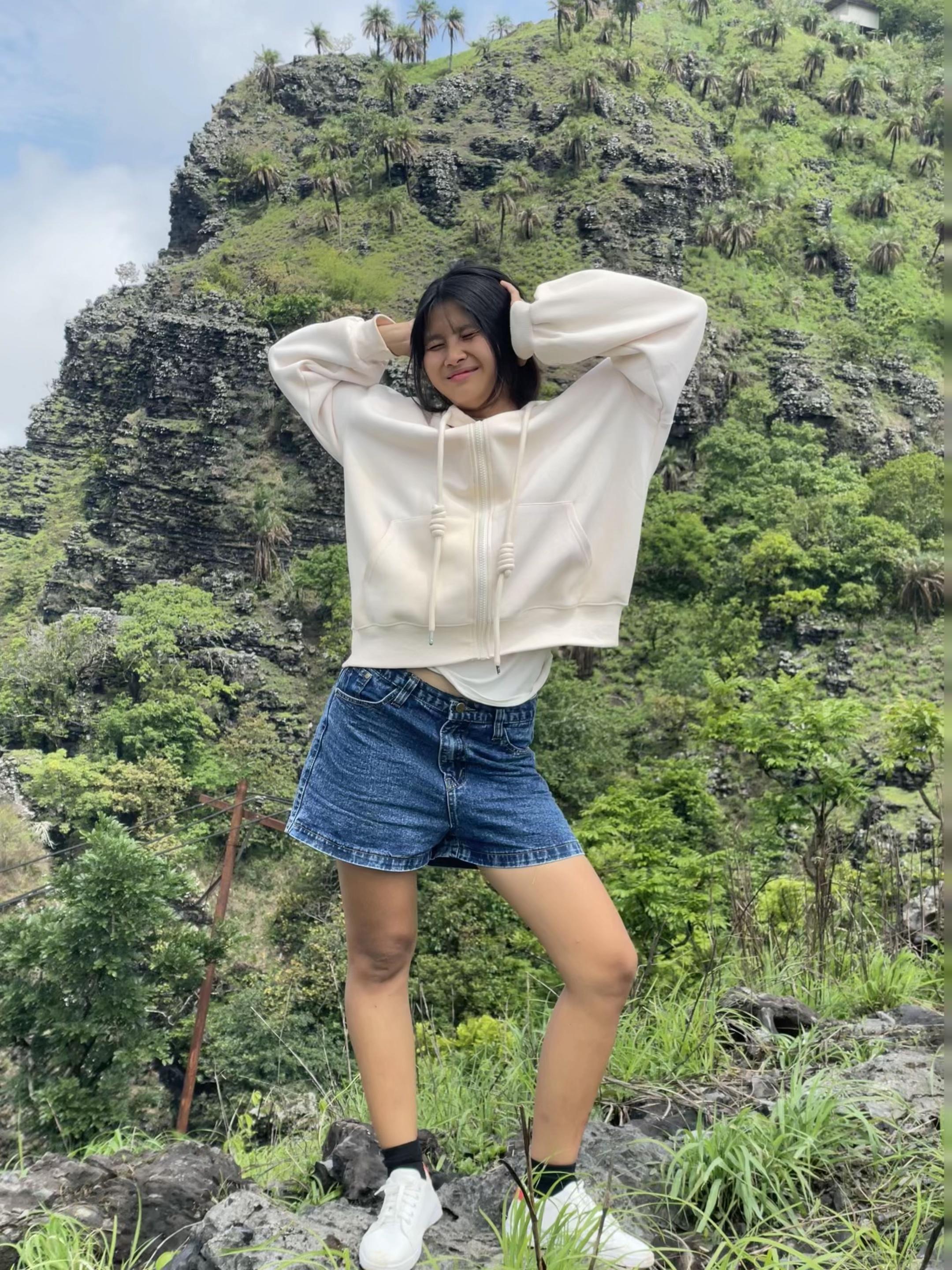 @အ်ုဓံင့် သည်သာအရာ”🤓🫰🏻