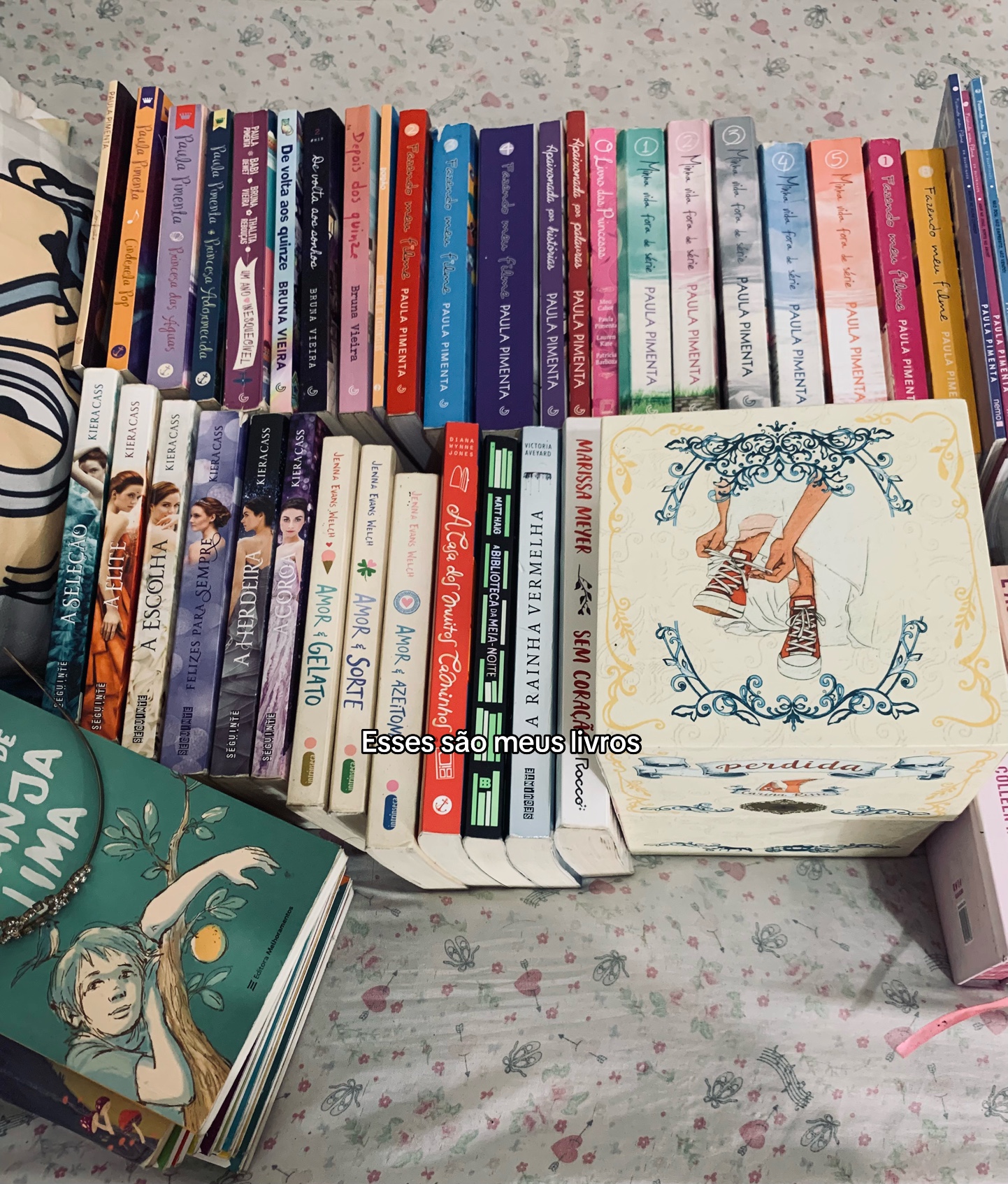 @Ely | booktok