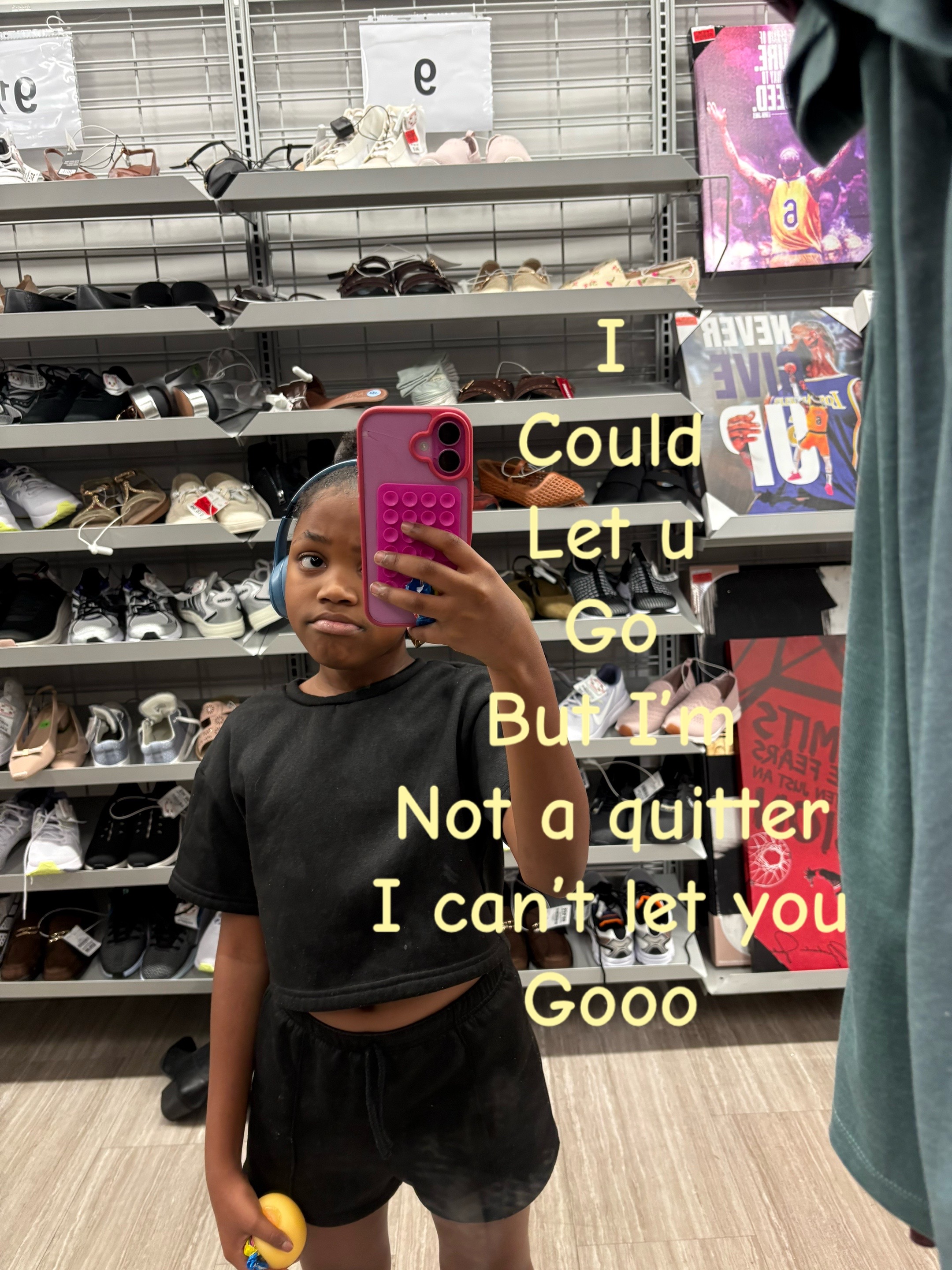 @Sameea😞🙉🤷🦇
