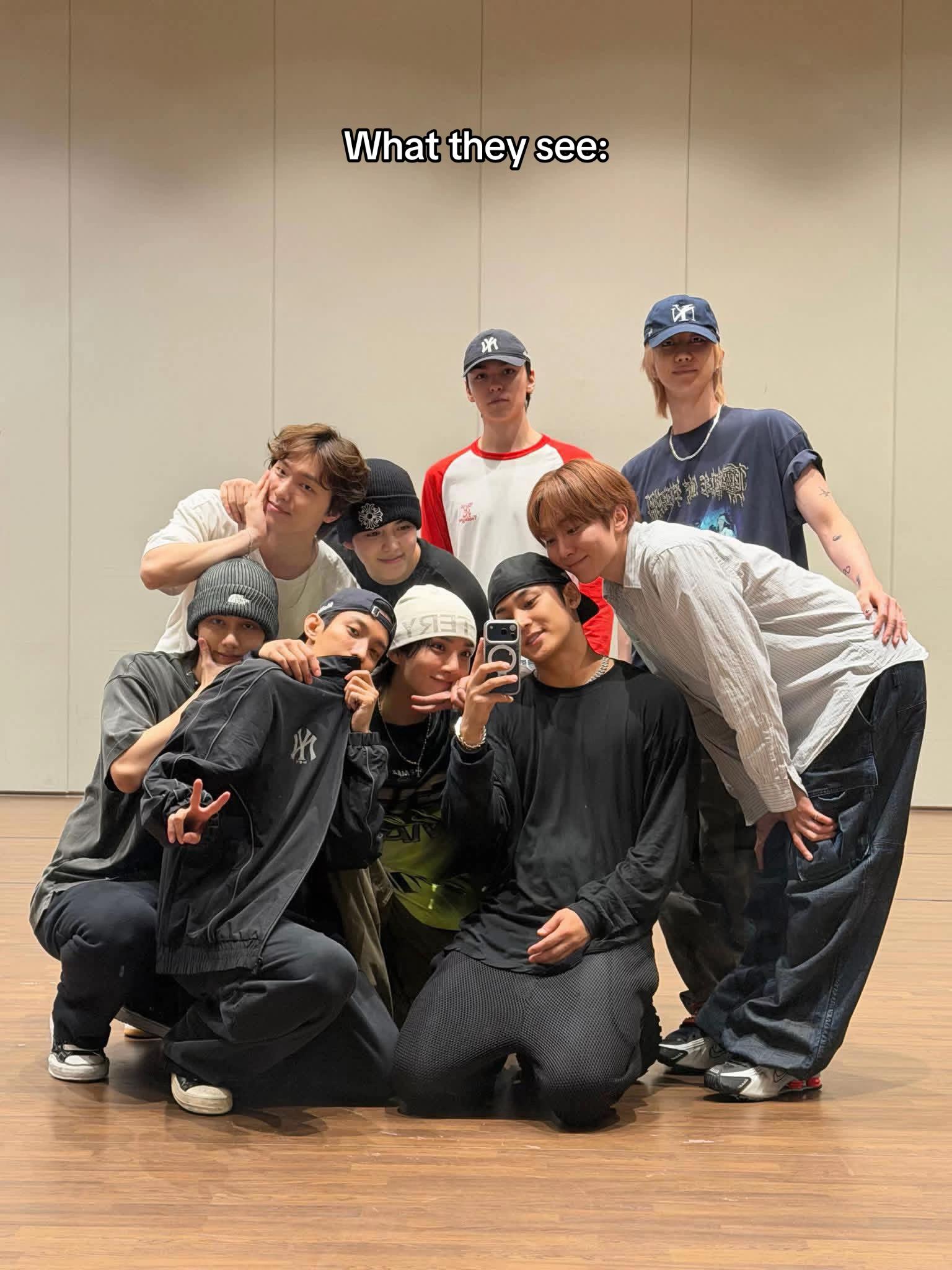 @engr_nell saw seventeen ᭝ ᨳଓ ՟