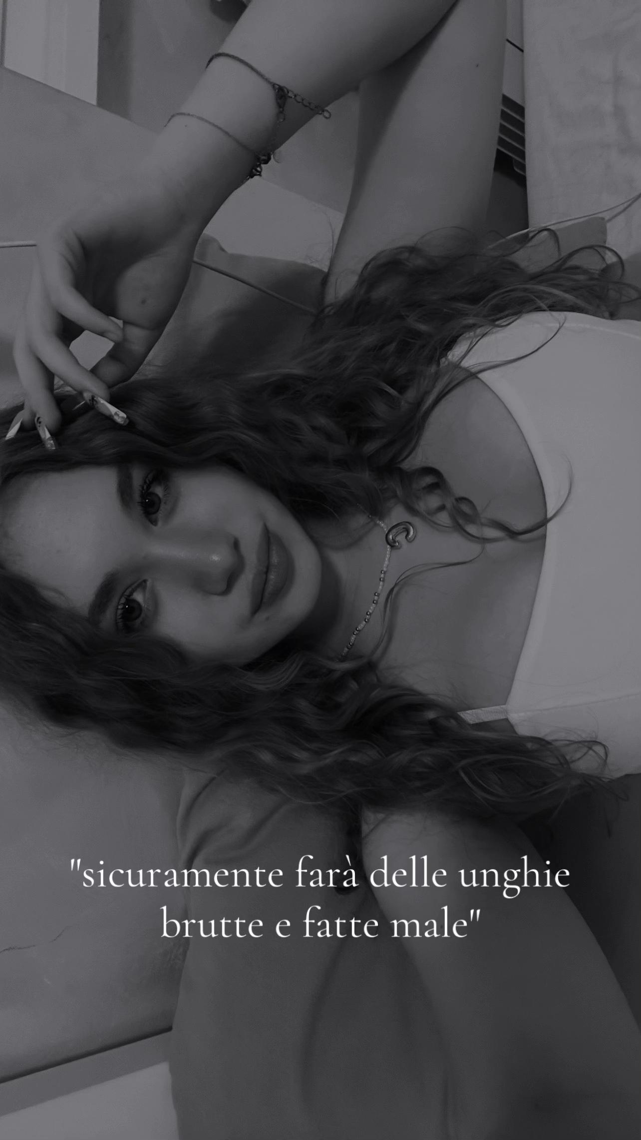@𝒞𝒽𝒾𝒶𝓇𝒶👸🏼