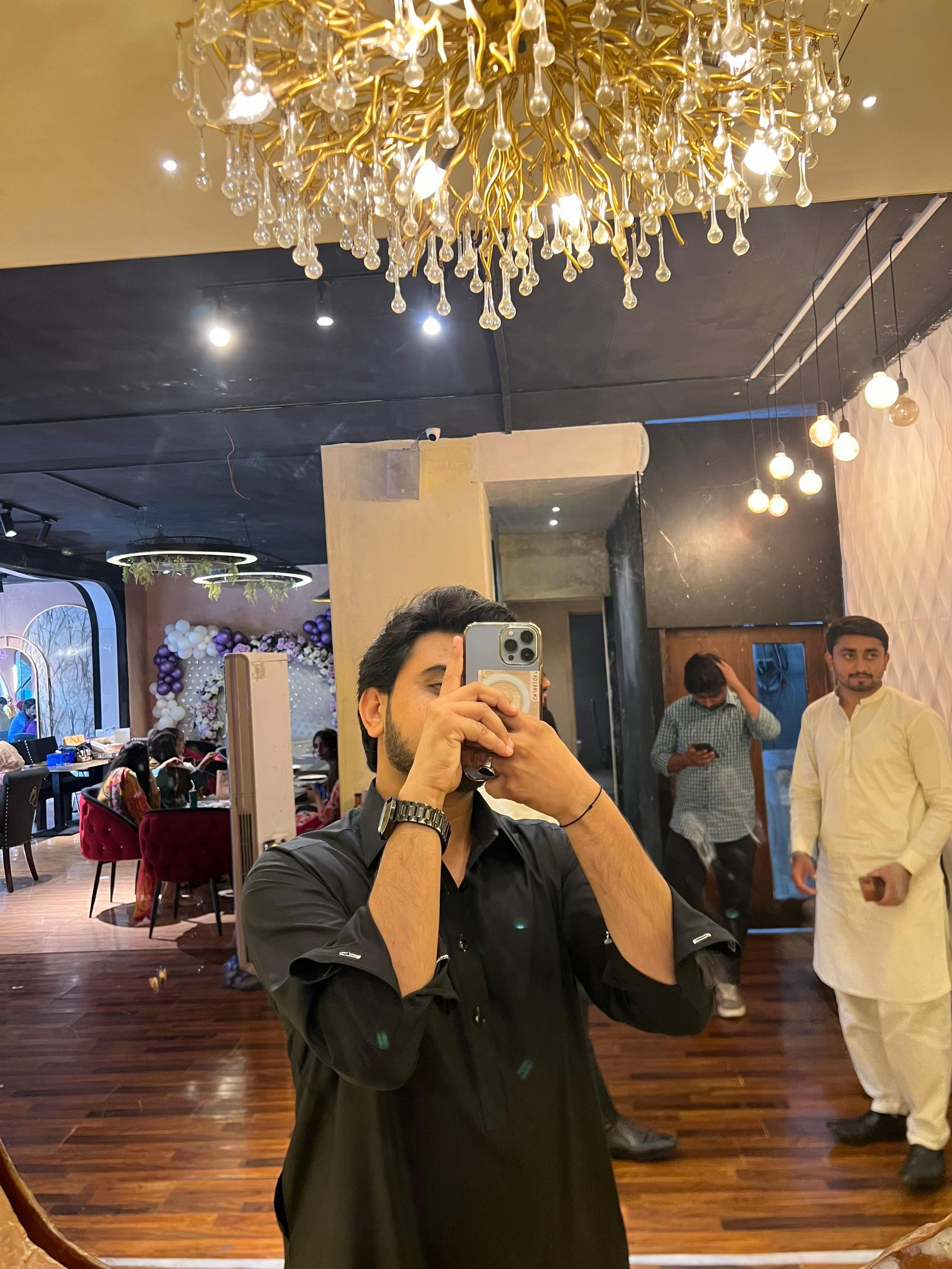 @علی