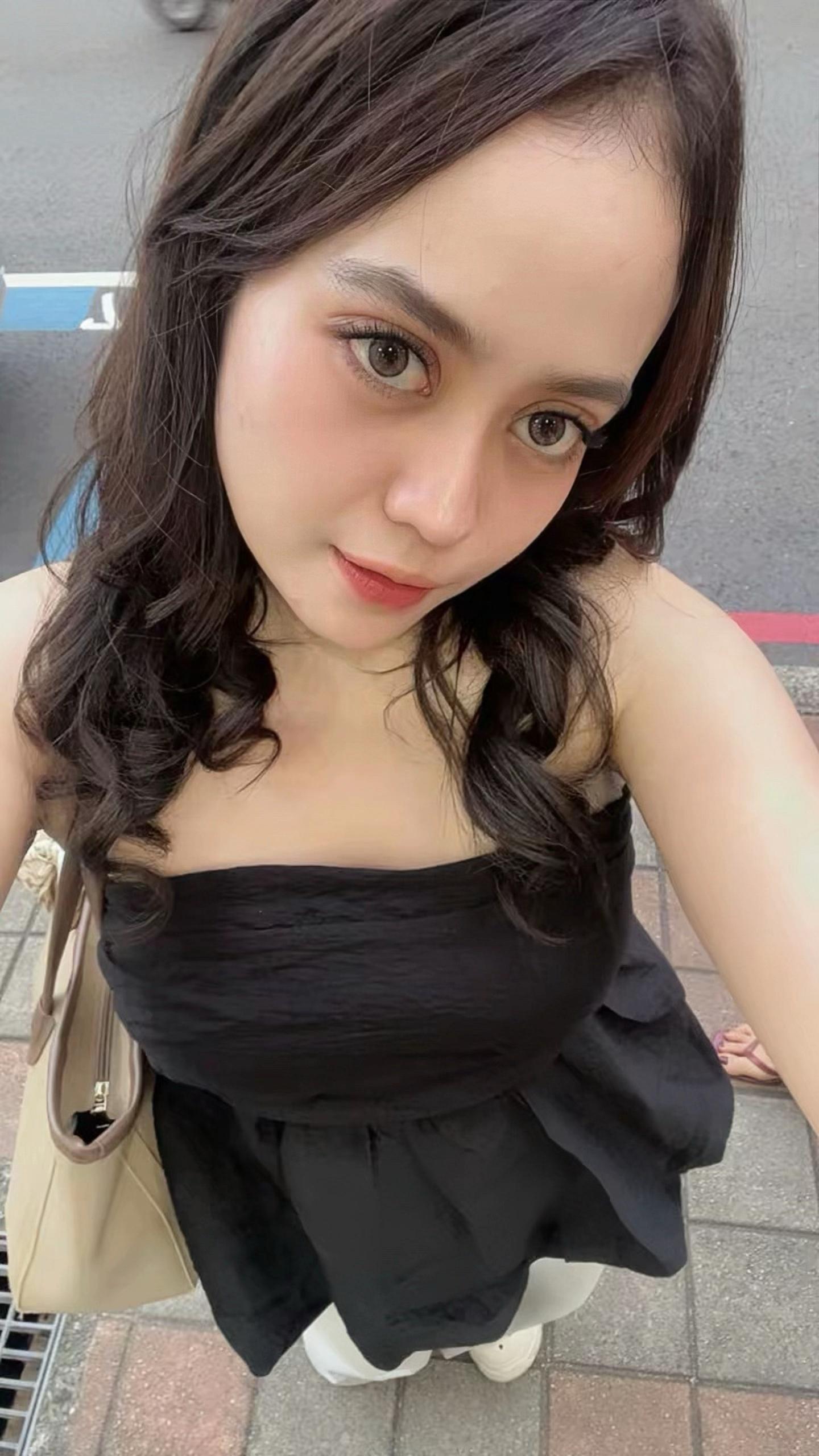 @VICKYRAHMA