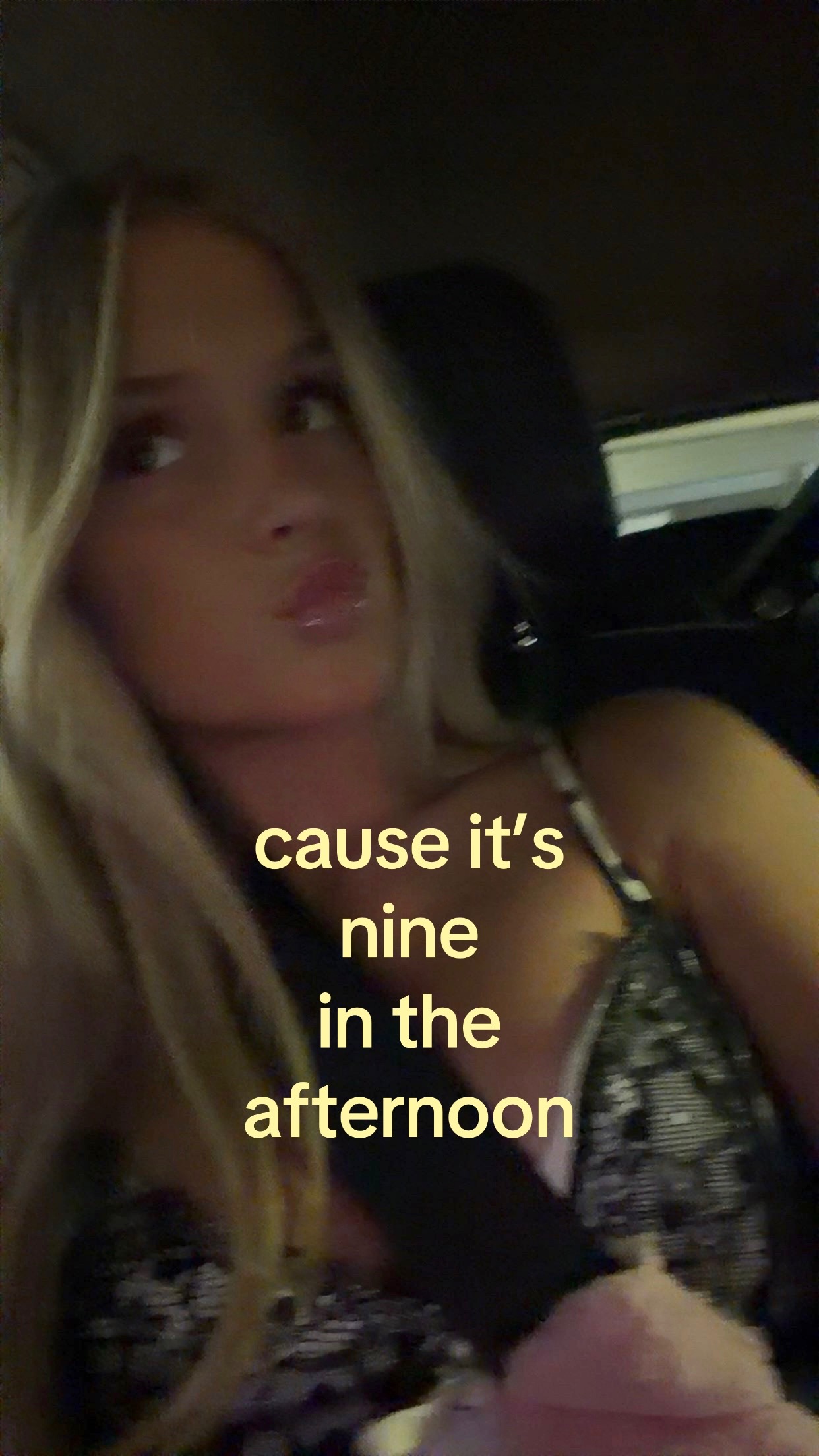 @foxanne