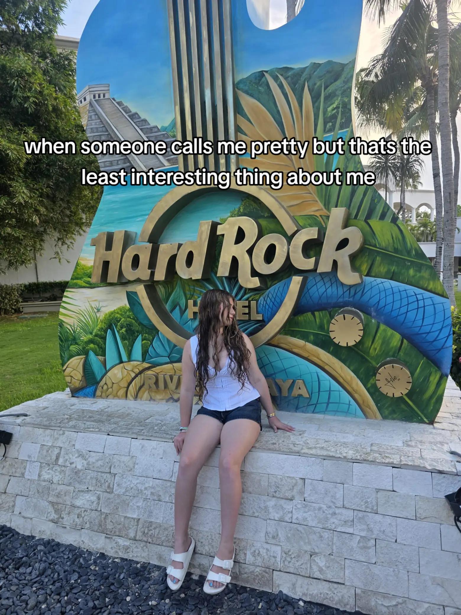 @veronicastwin