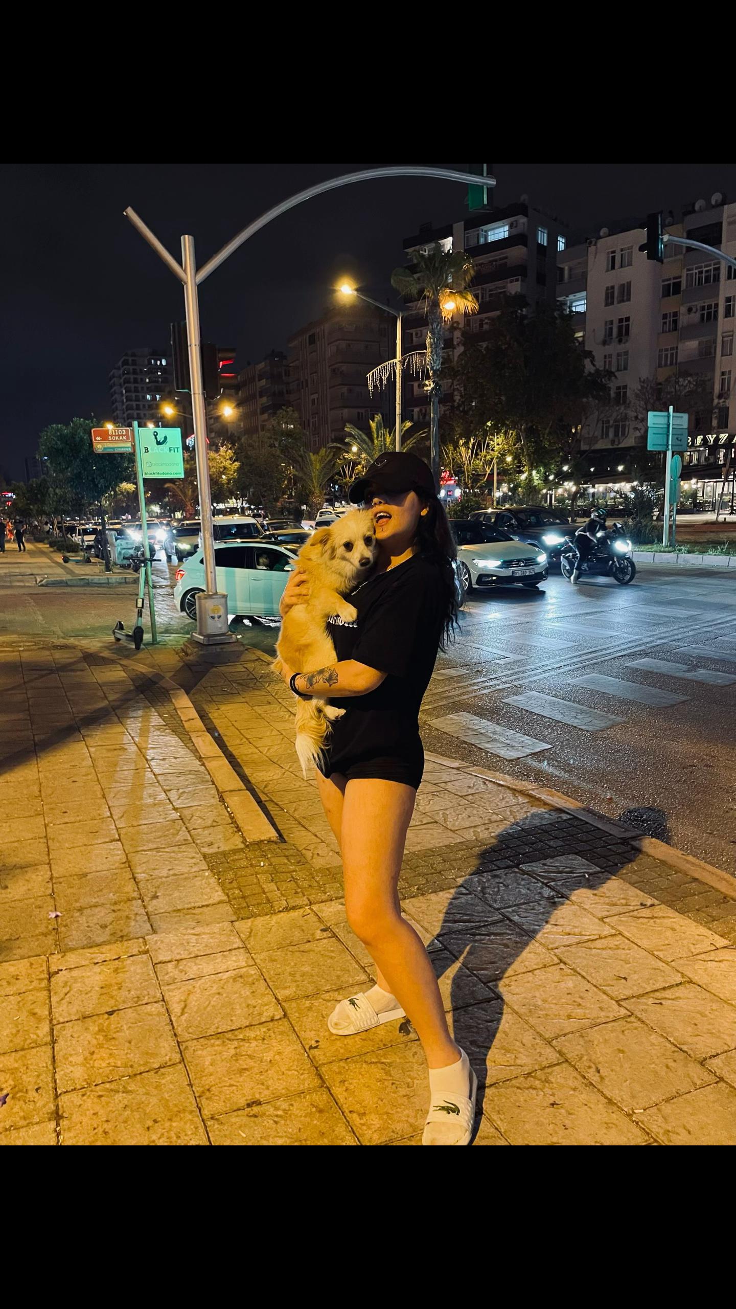 @_esrross