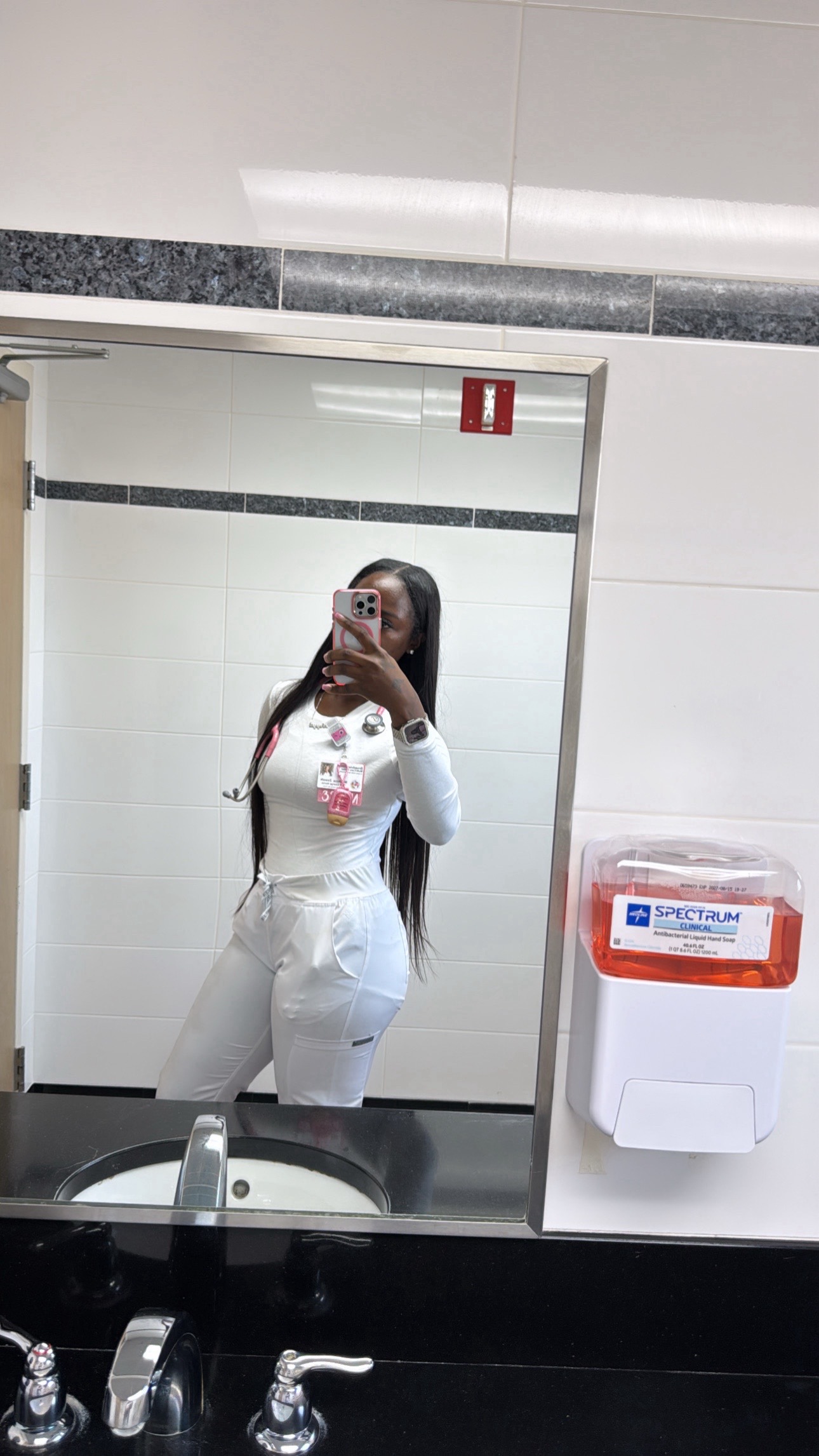 @Khyyaaa