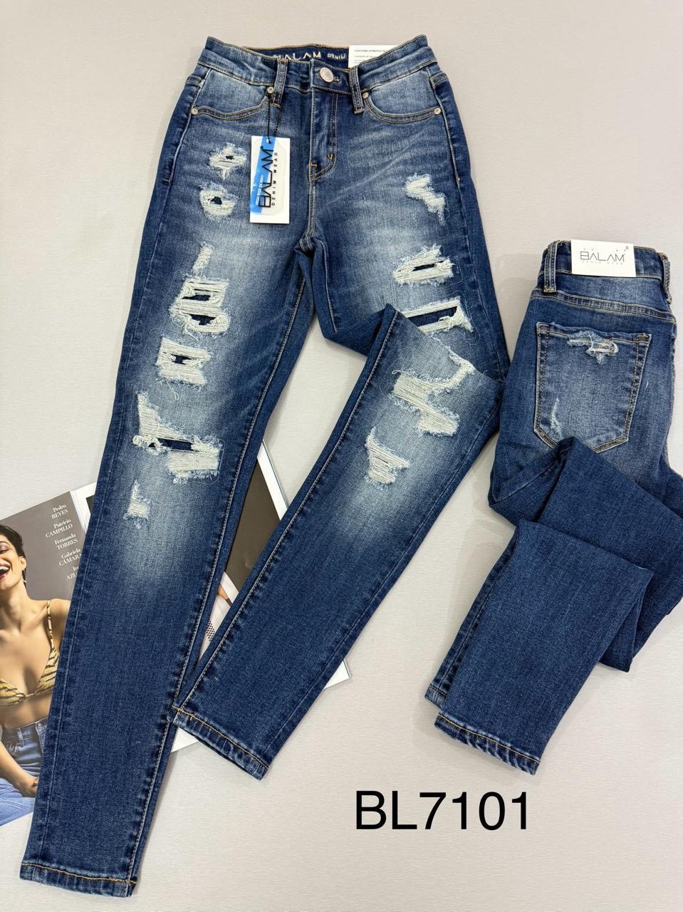 @La plebe laguna jeans