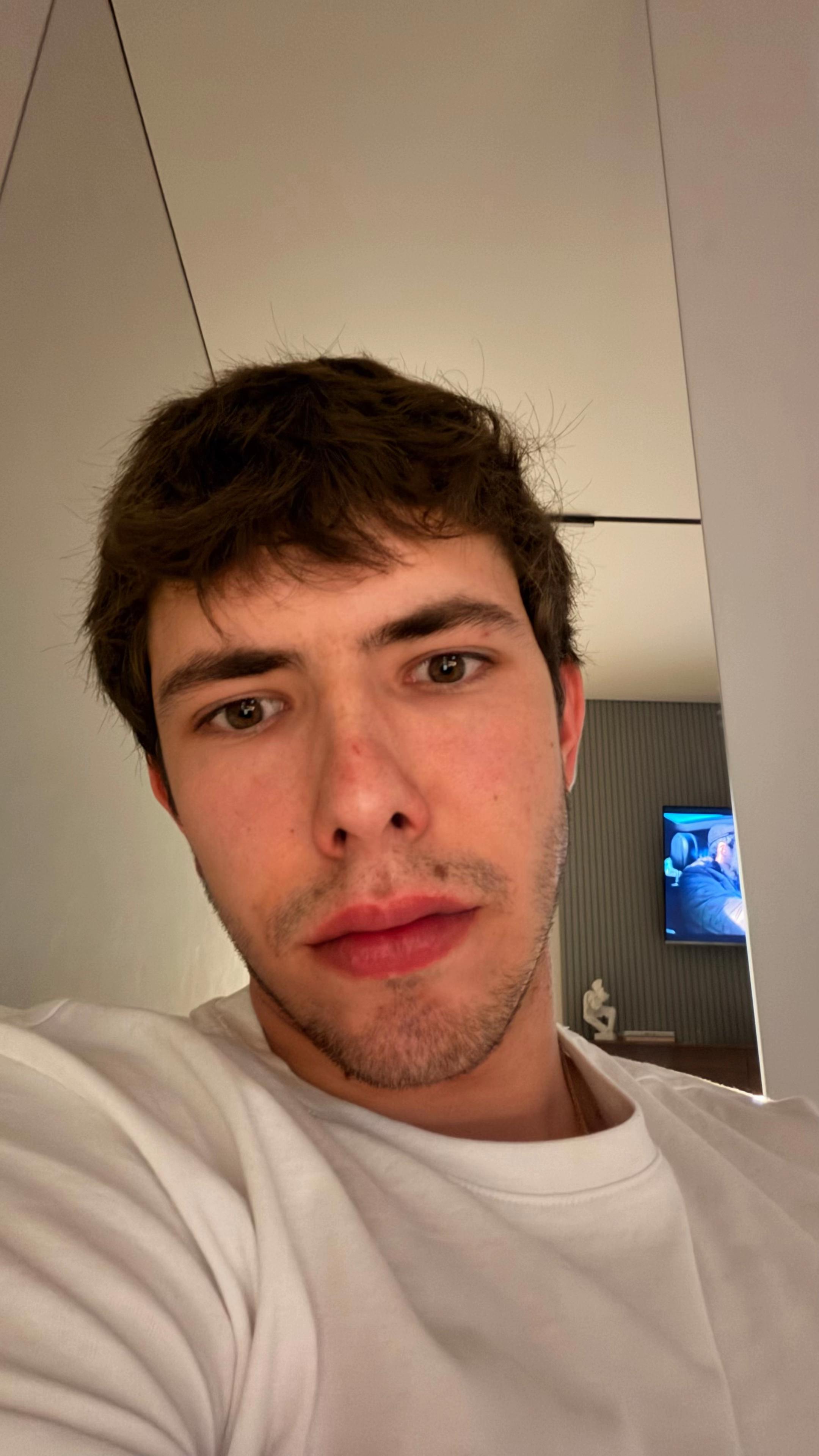 @n1k
