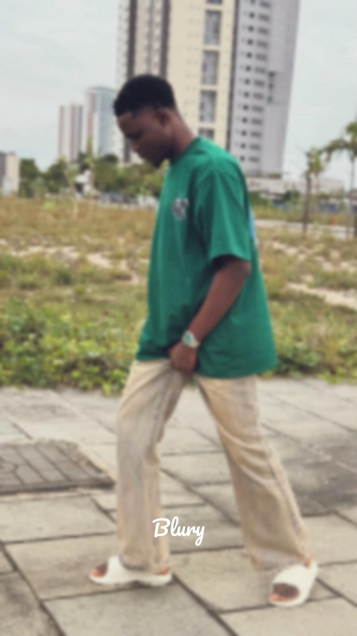 @𝑶𝒍𝒂𝒎𝒊𝒑𝒐𝒔𝒊🧌.