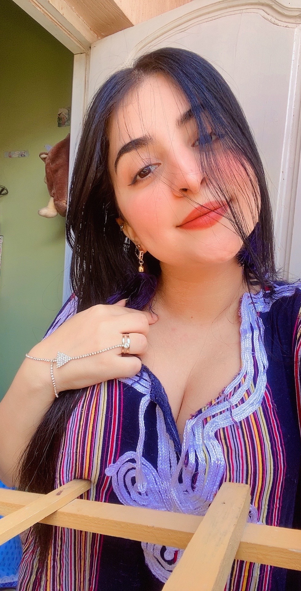 @oumniabetty1