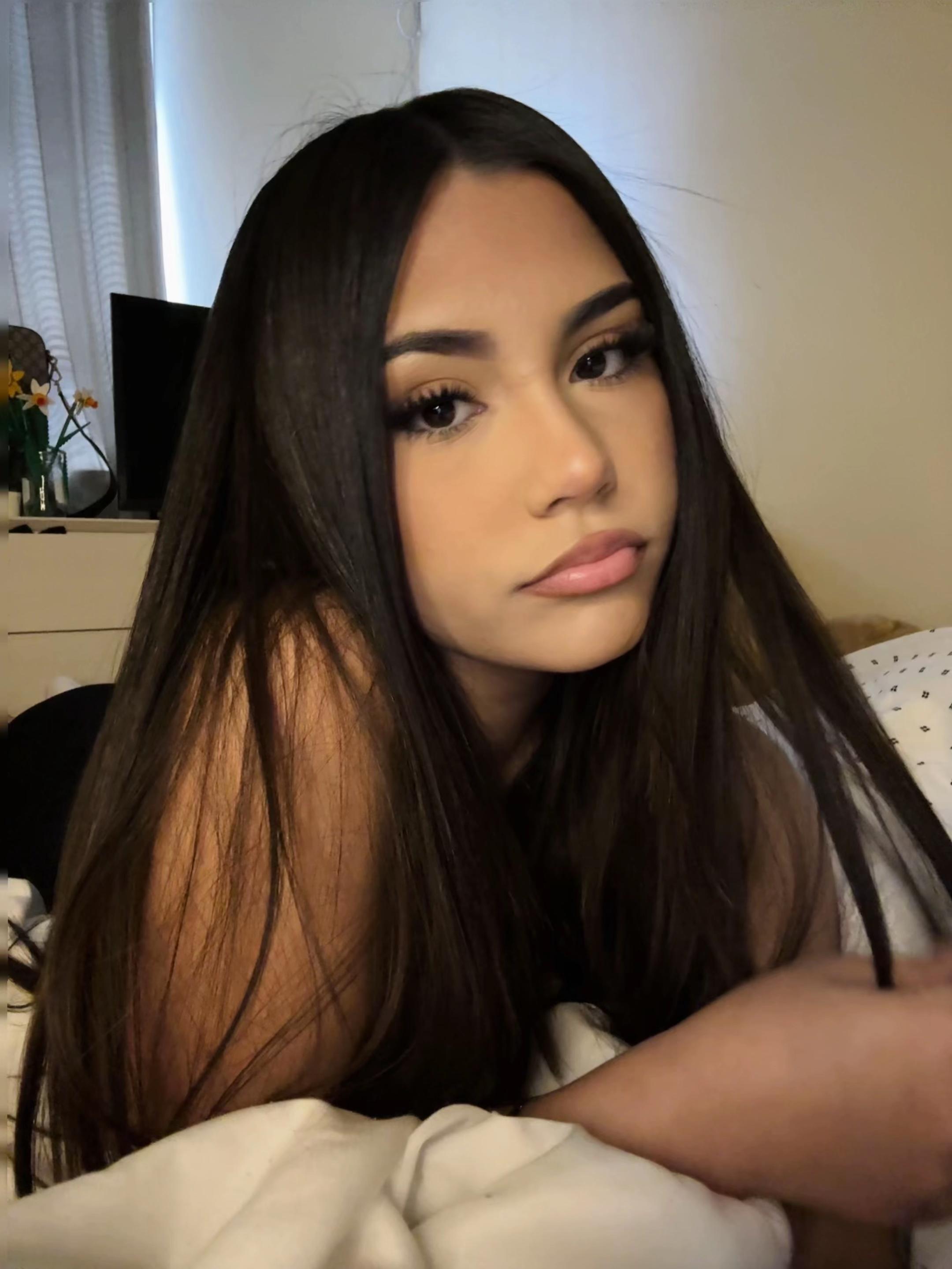 @whoisyasmeen
