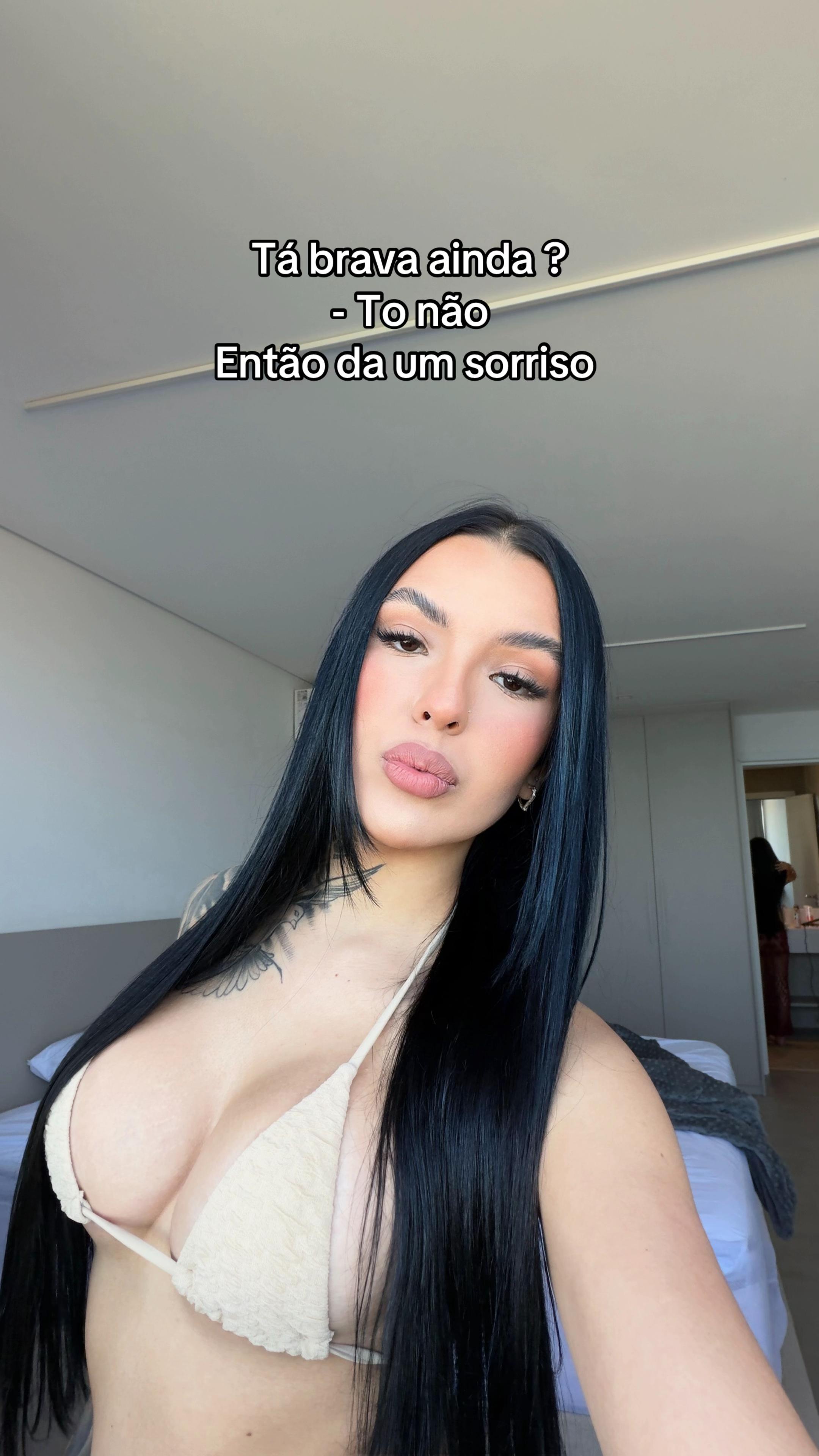 @_sabriinamacedo_
