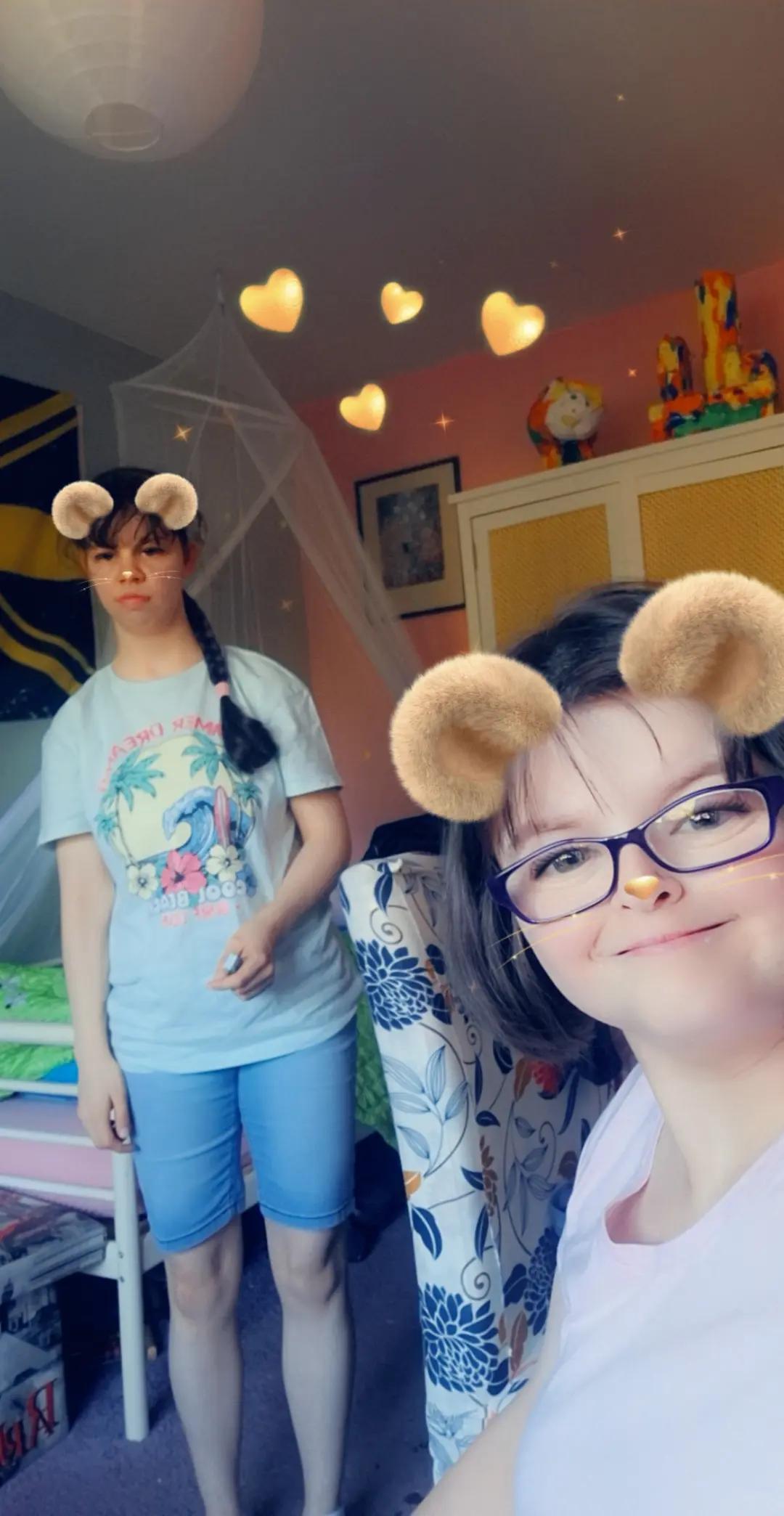 @sabrinaartist0