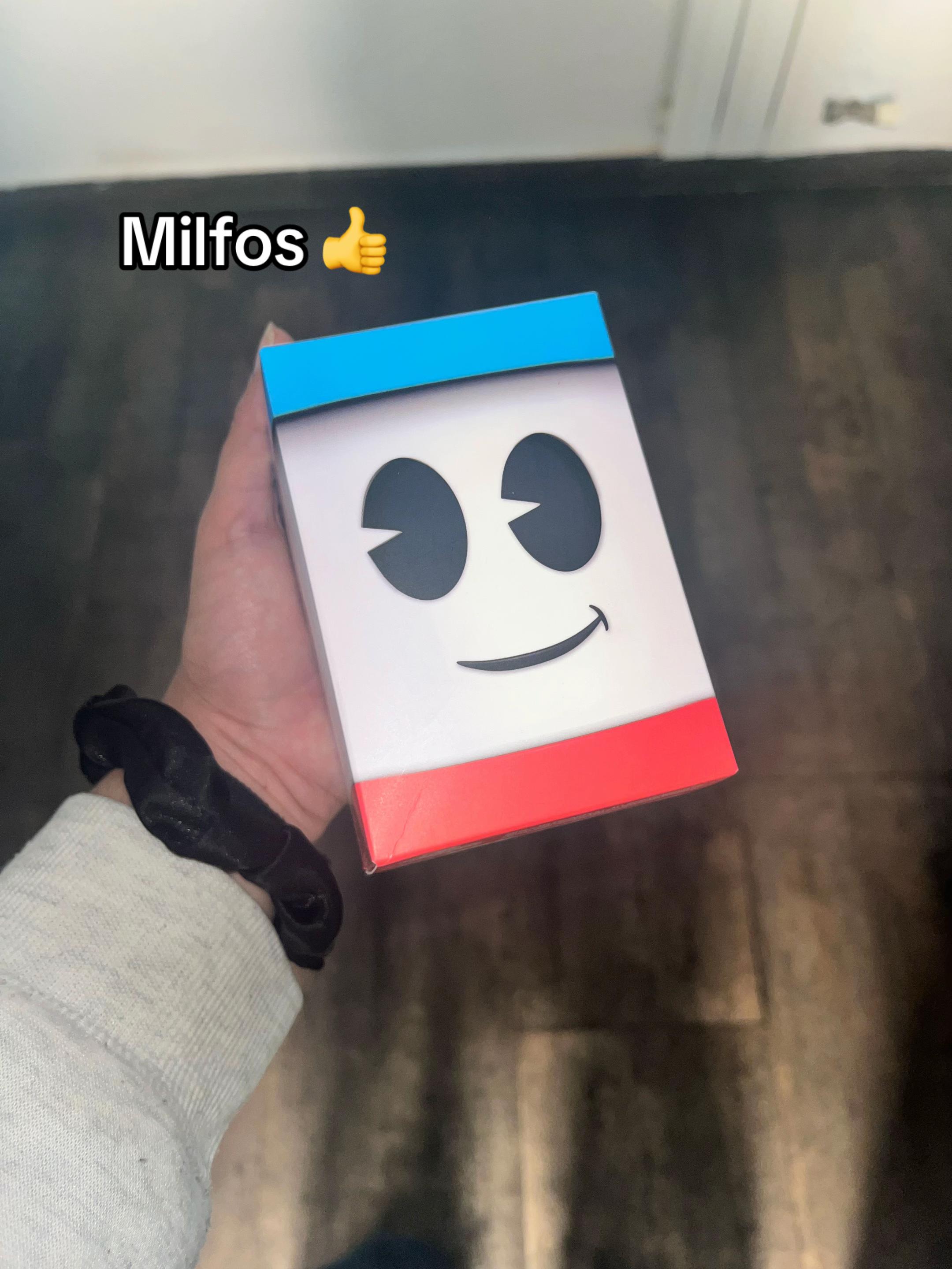 @Misfit_artist_jpg