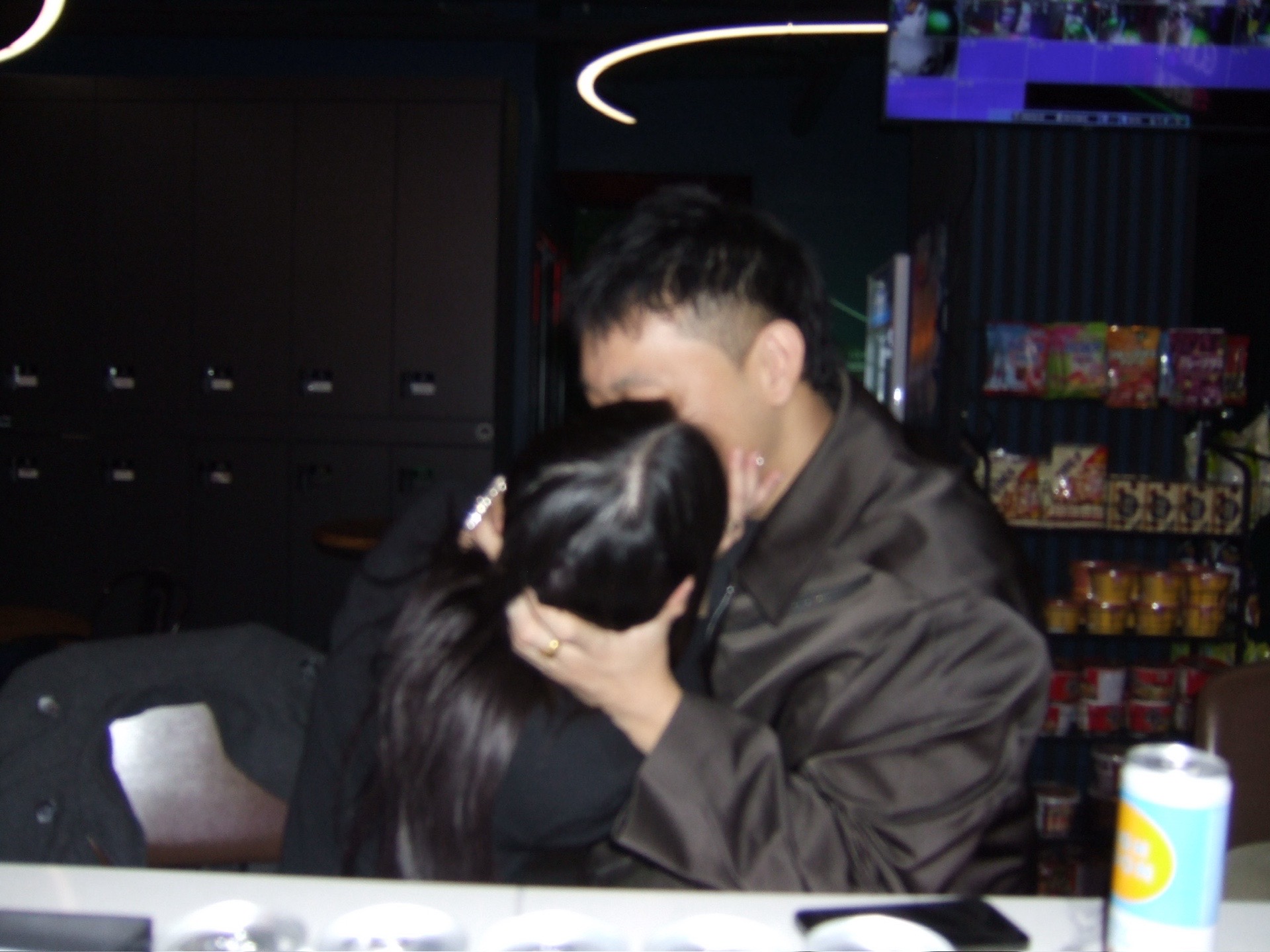 @๐๐๐ฏ๐๐๐