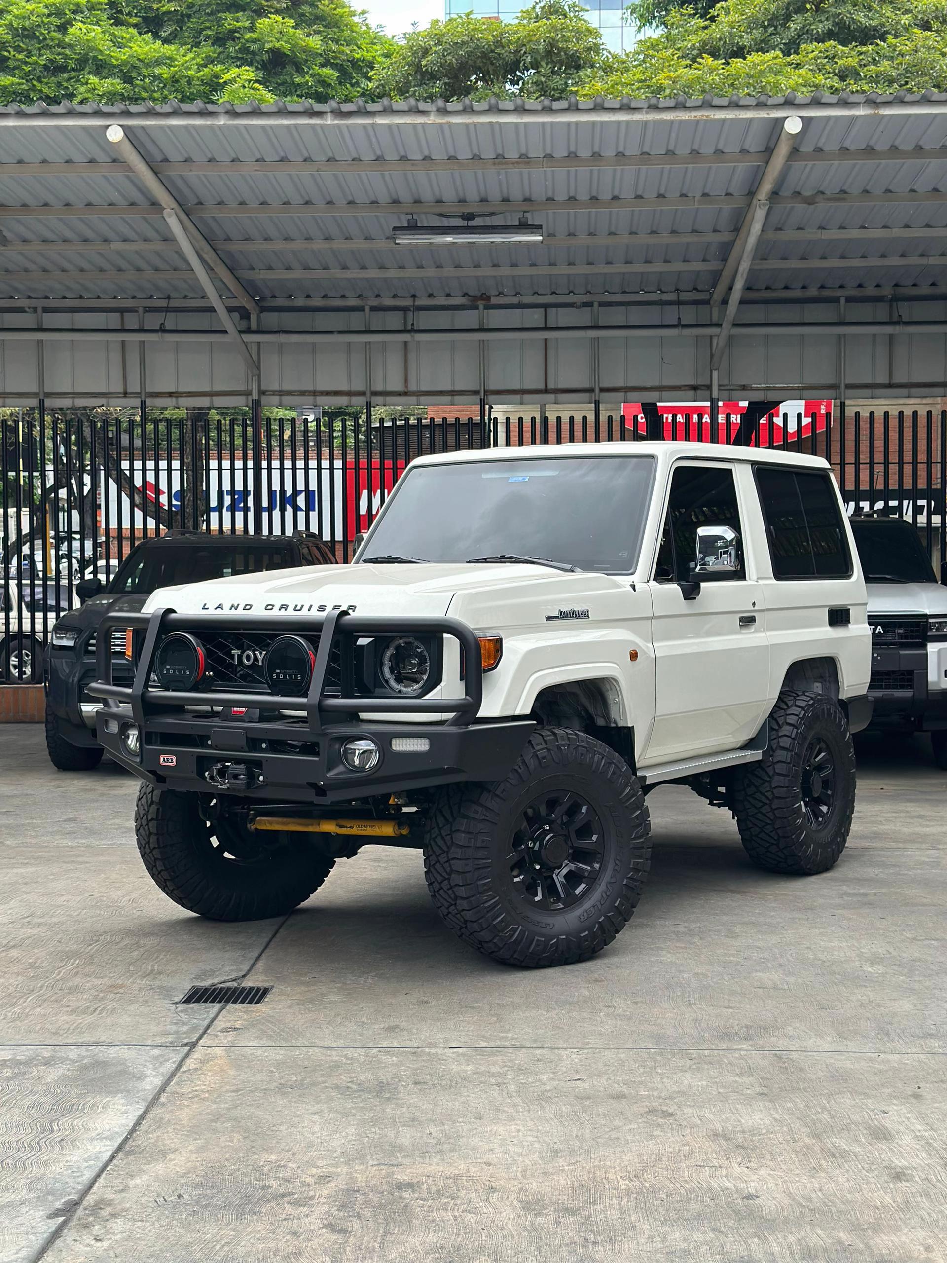 @PERNIA_MOTORS4WD