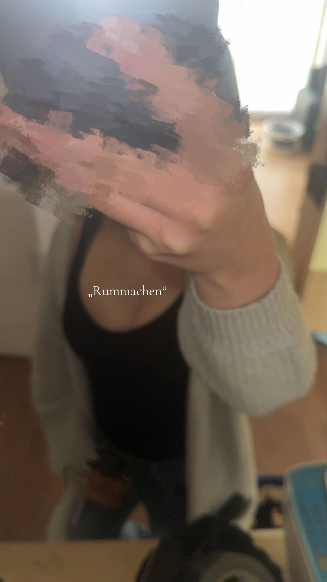 @๐๐๐ฐ๐ฆ(: