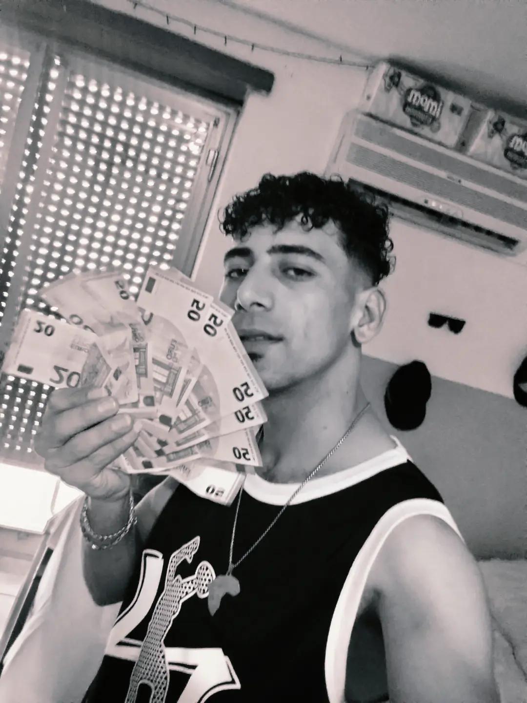 @محمد اللول🇮🇹🇫🇷
