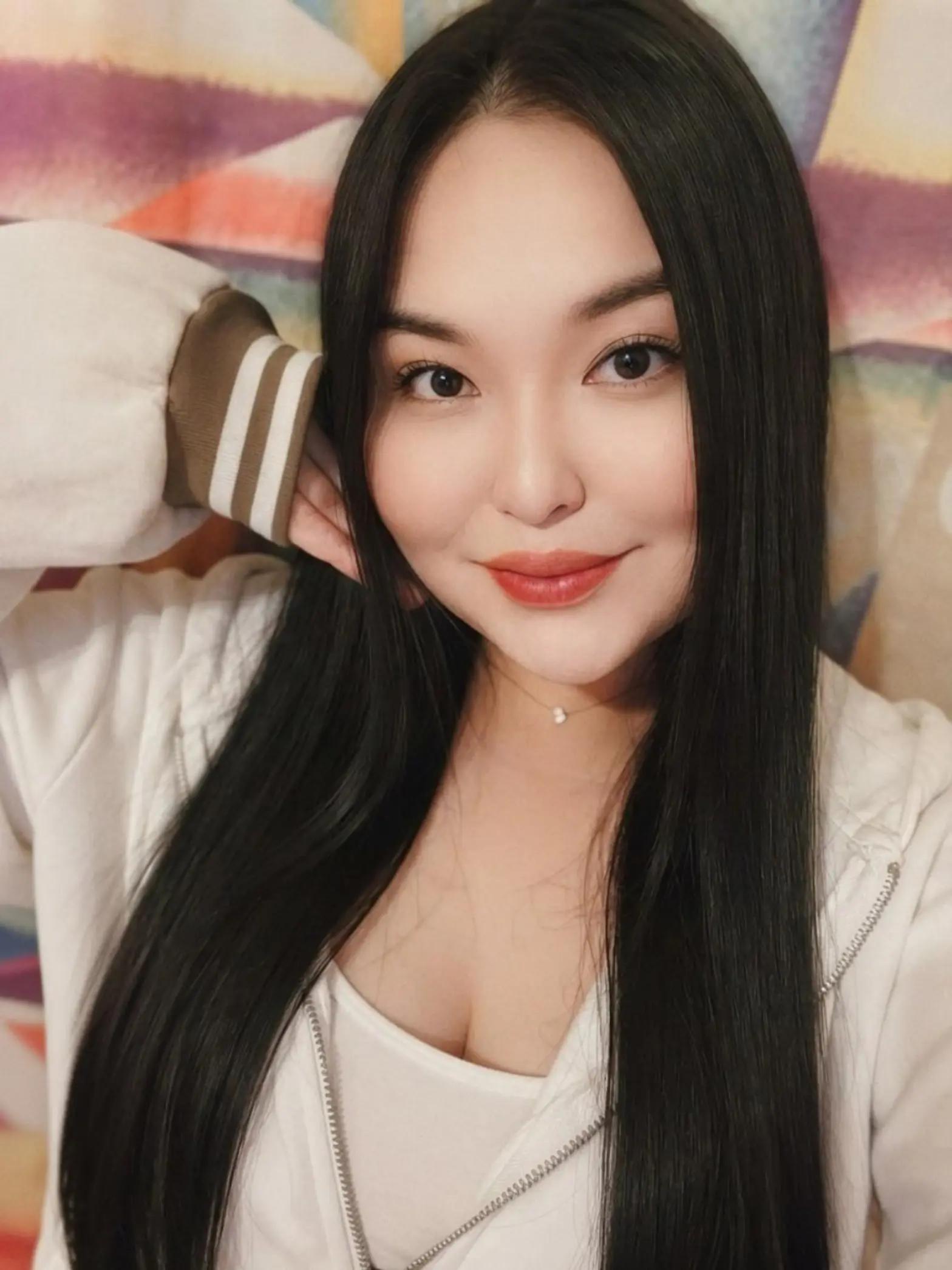 @𝐁𝐨𝐭𝐢𝐤 𝐊𝐚𝐦𝐩𝐨𝐭𝐢𝐤🌸
