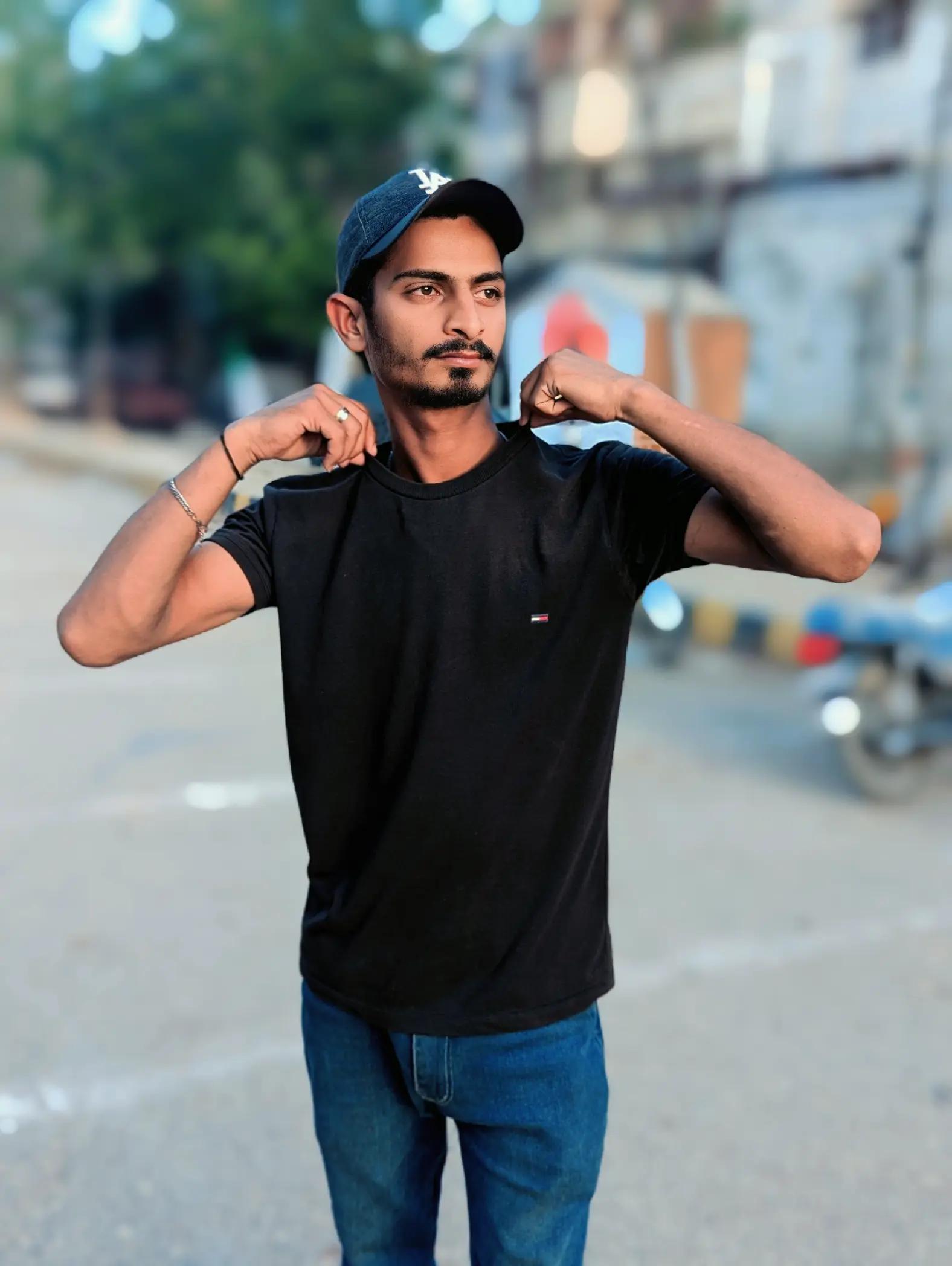 @bakhtawar.brand  🦁🦁