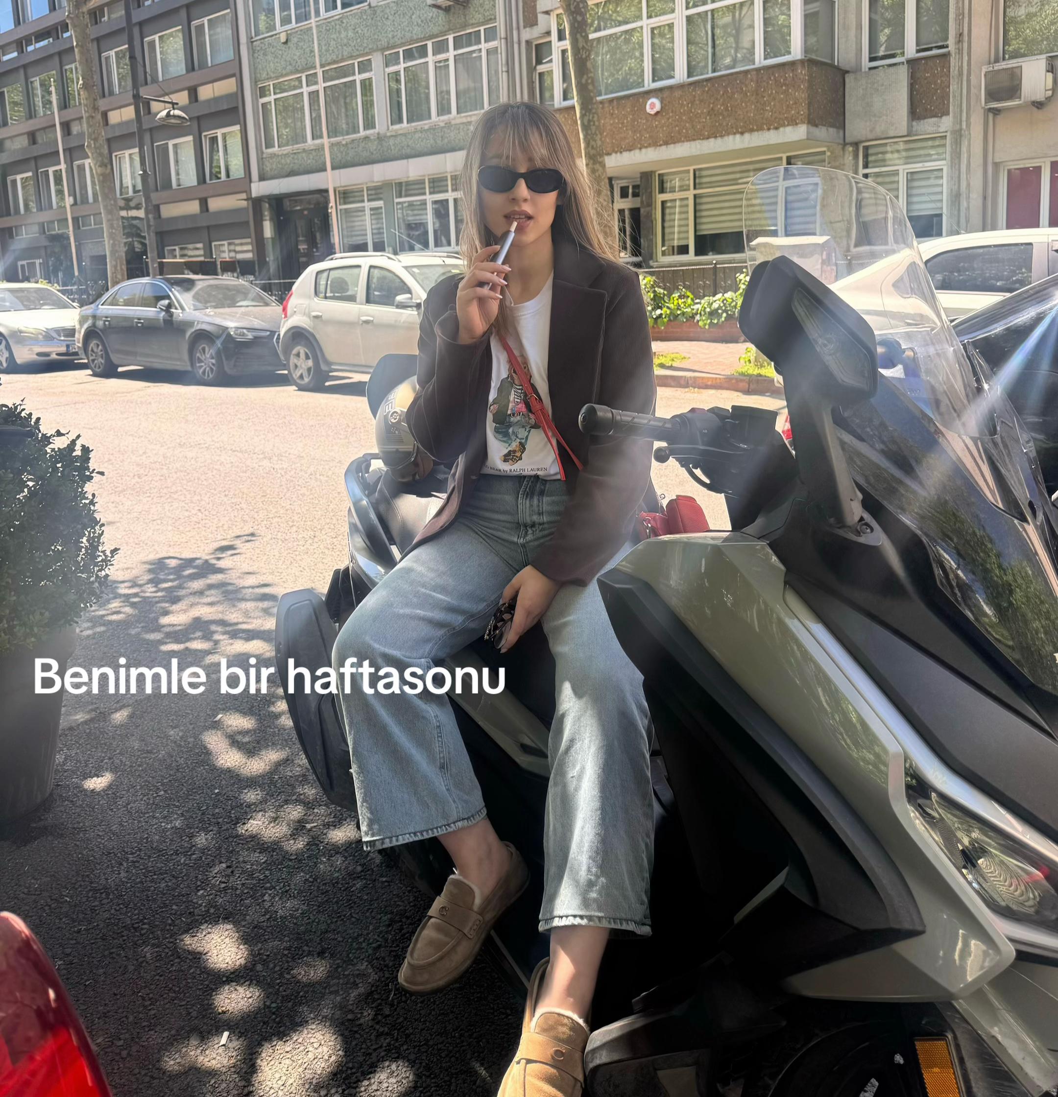 @bisou