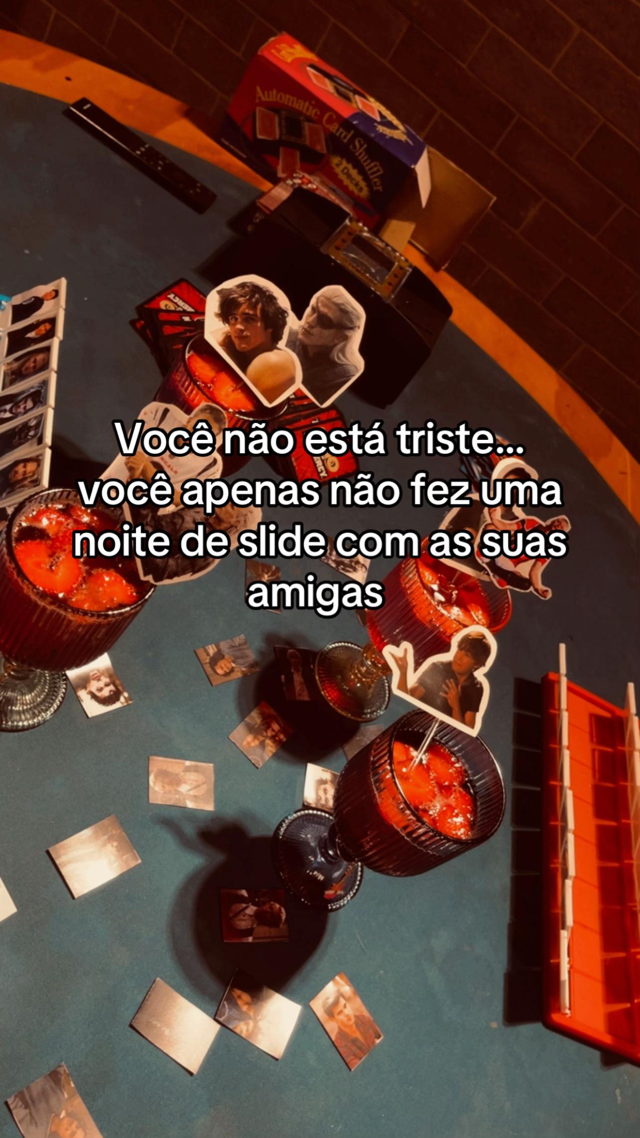 @2000sbookgirlie