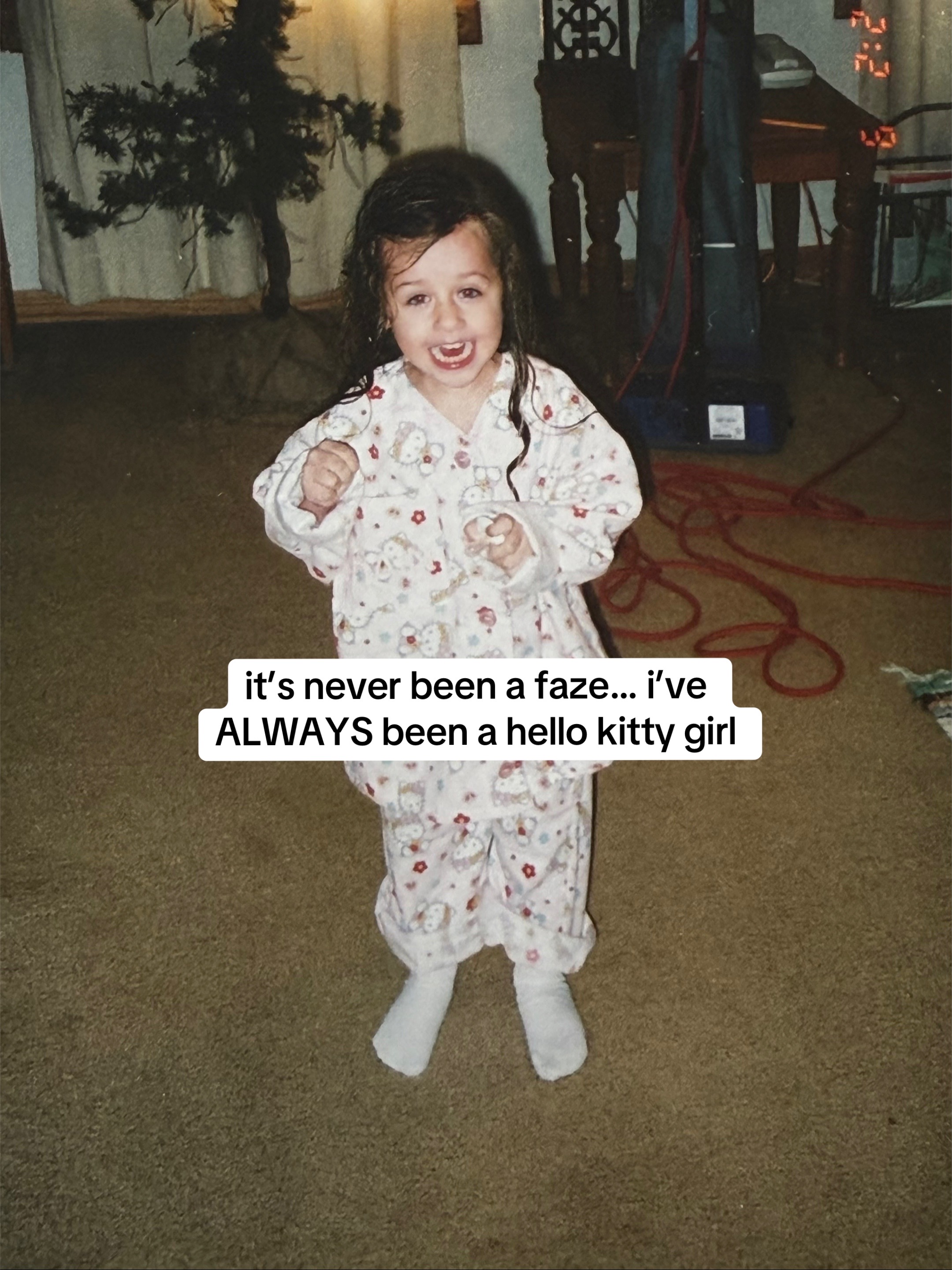 @hello kitty angel ๐