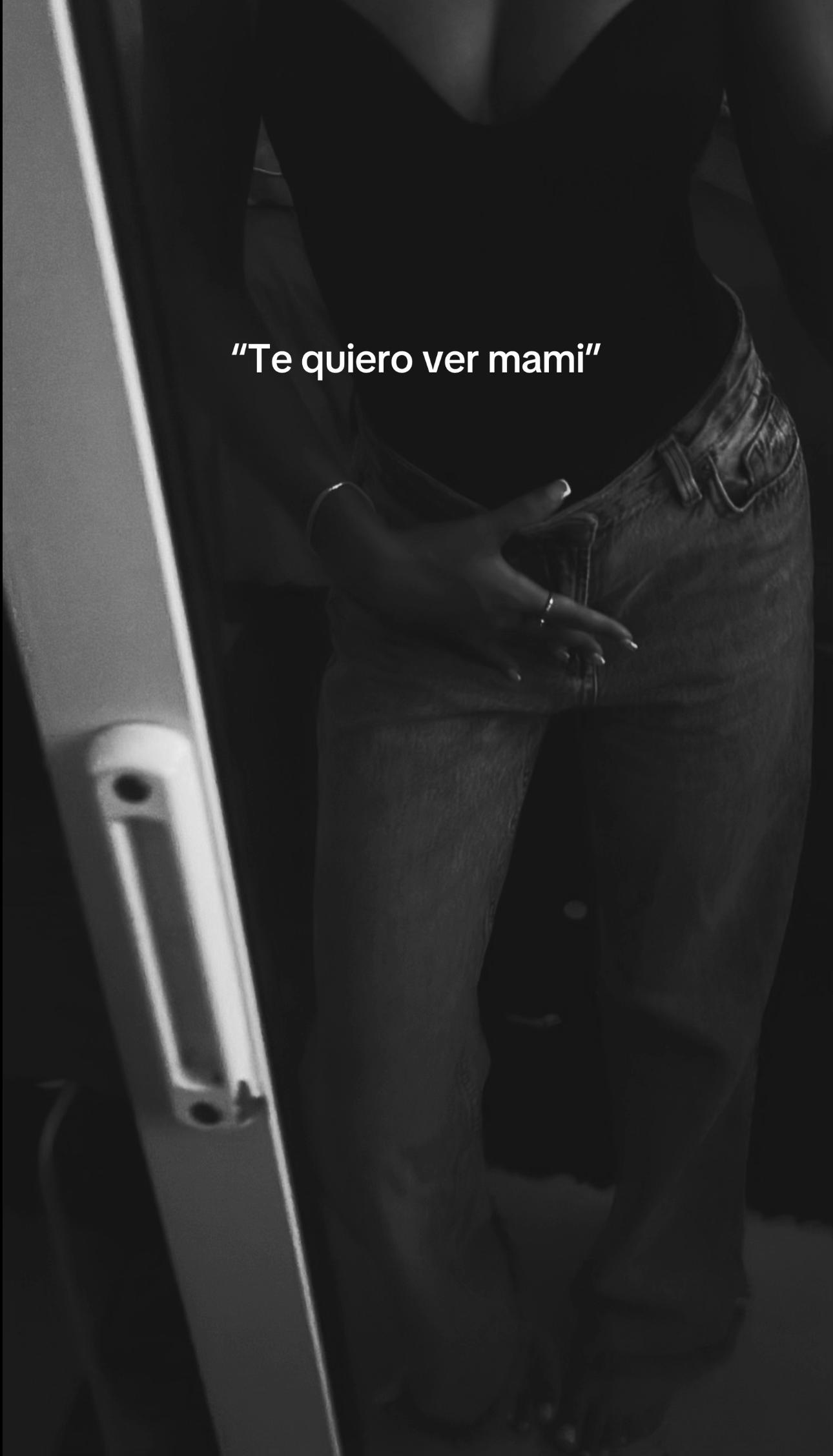 @𖣂