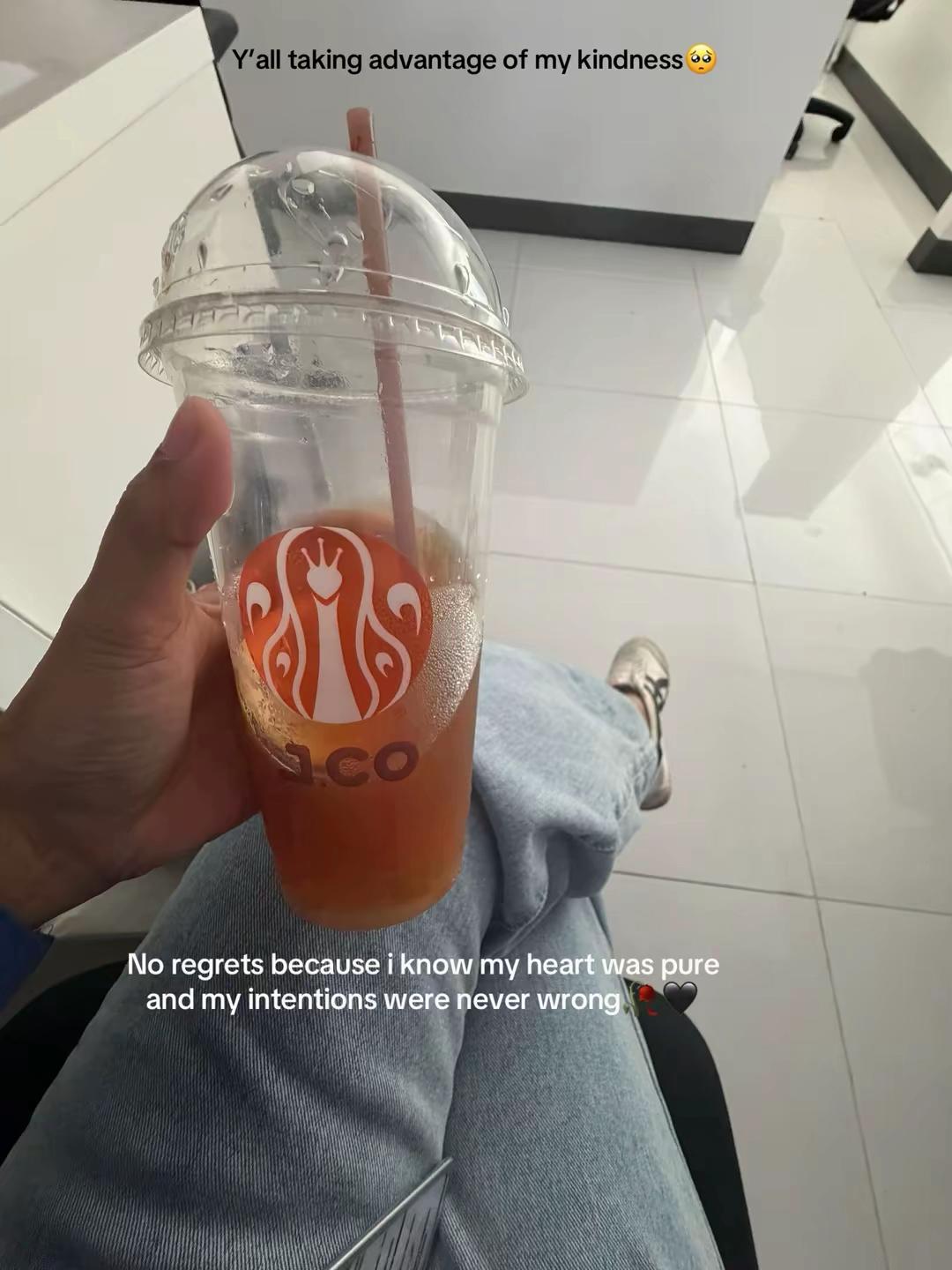 @Yna 🥀🖤