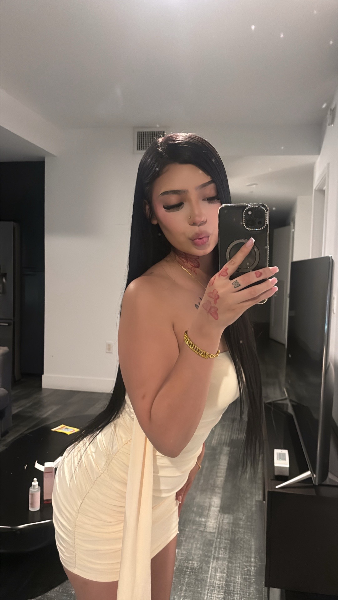 @Aysslin
