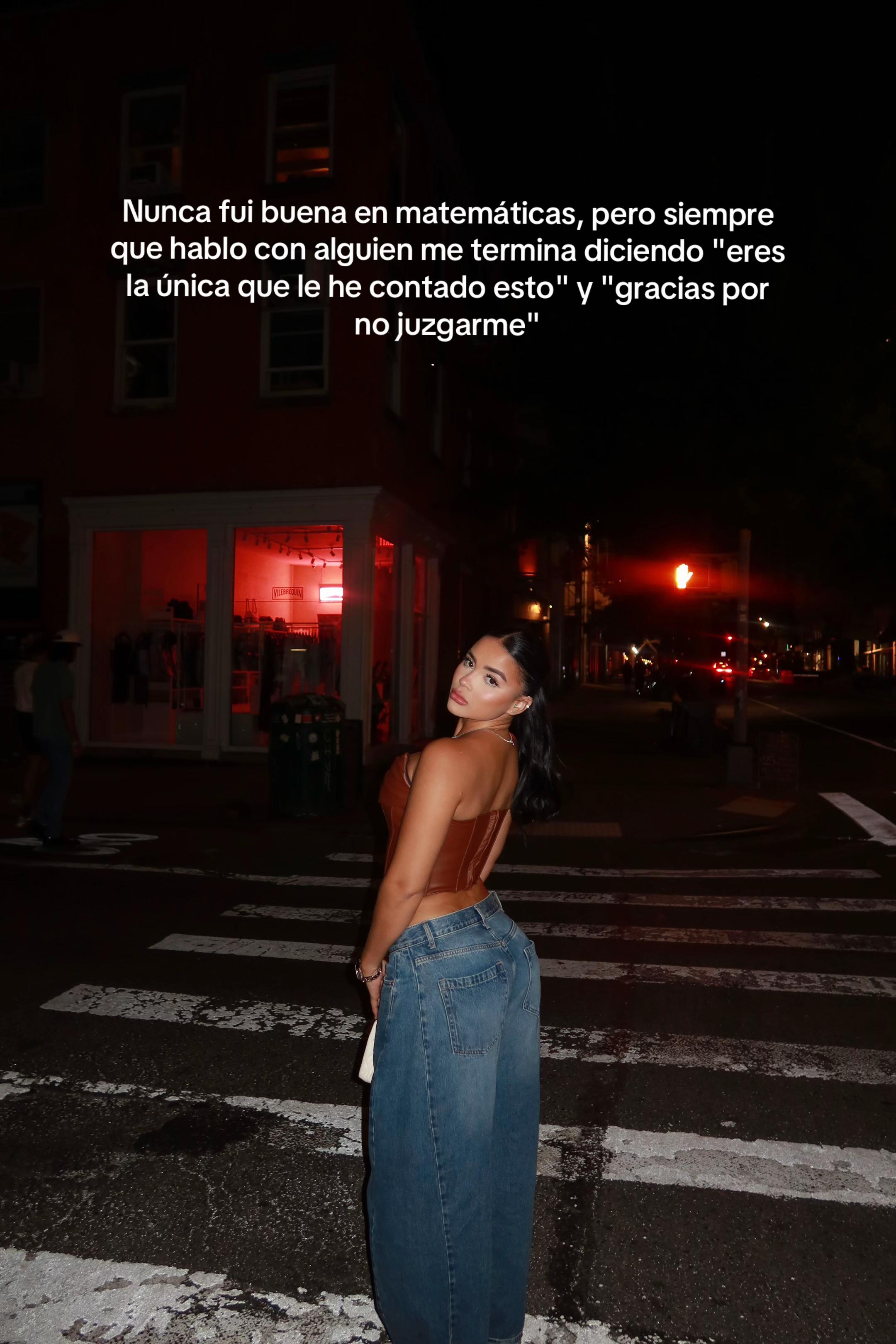 @Manuela Pel&aacute;ez